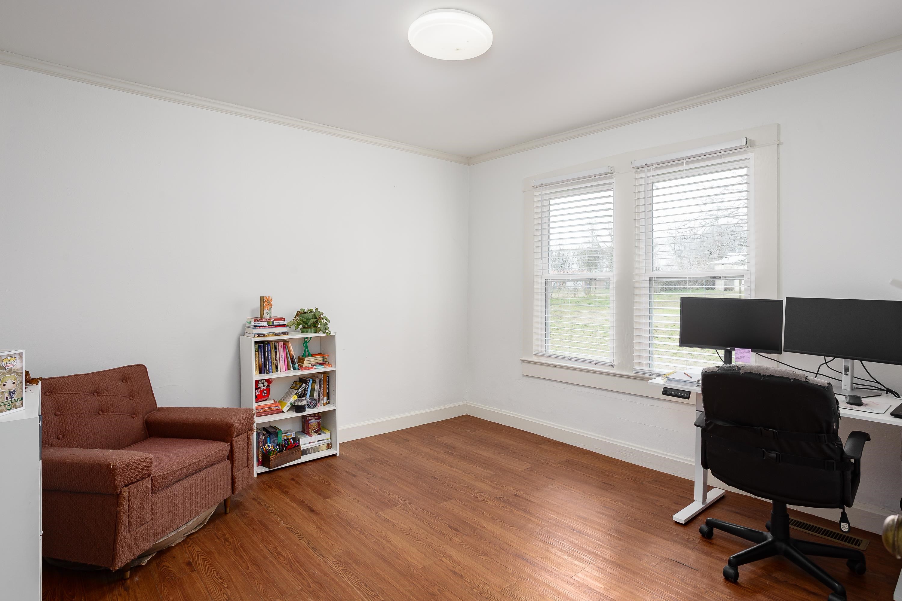 220 Foy Ave