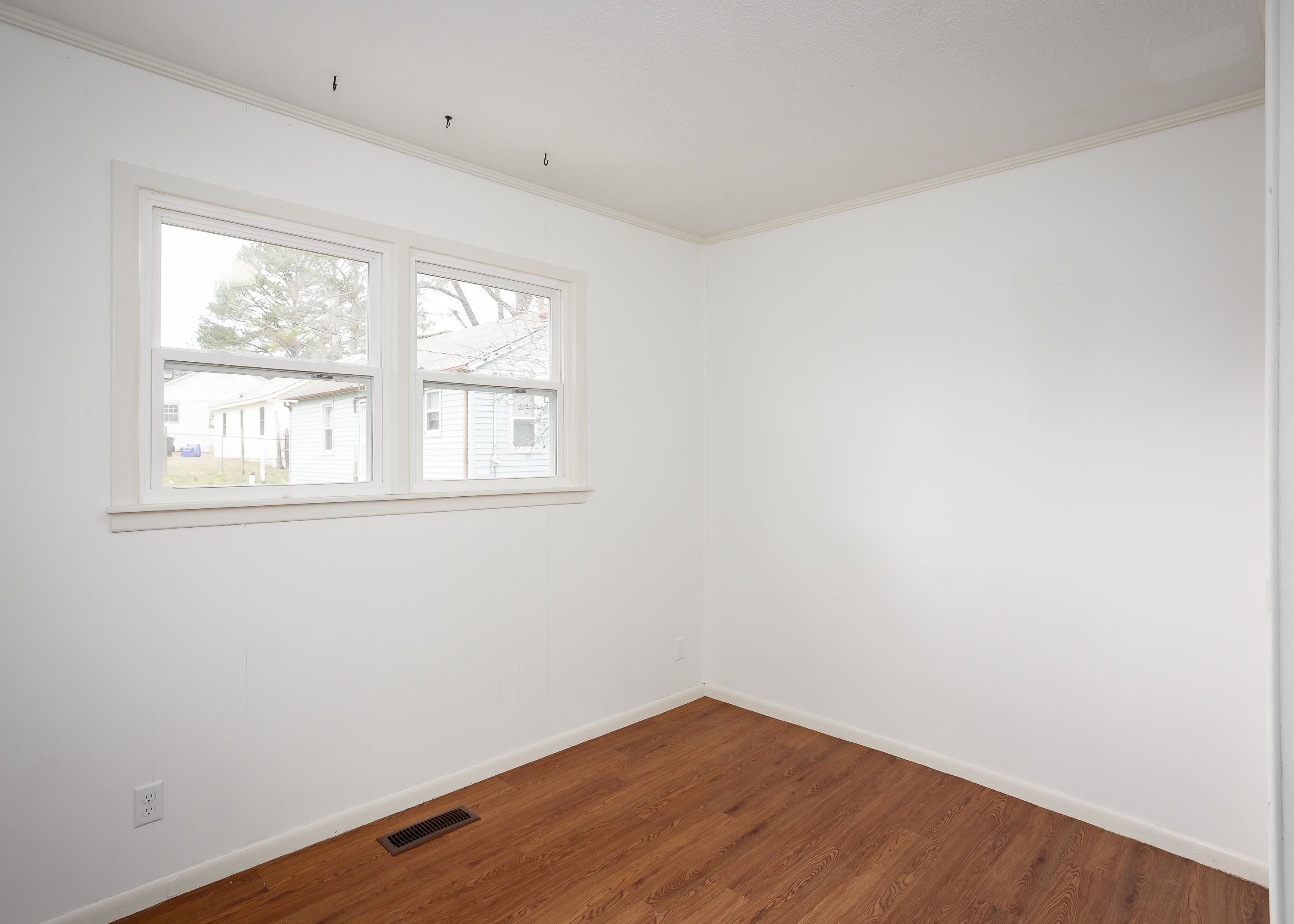 220 Foy Ave