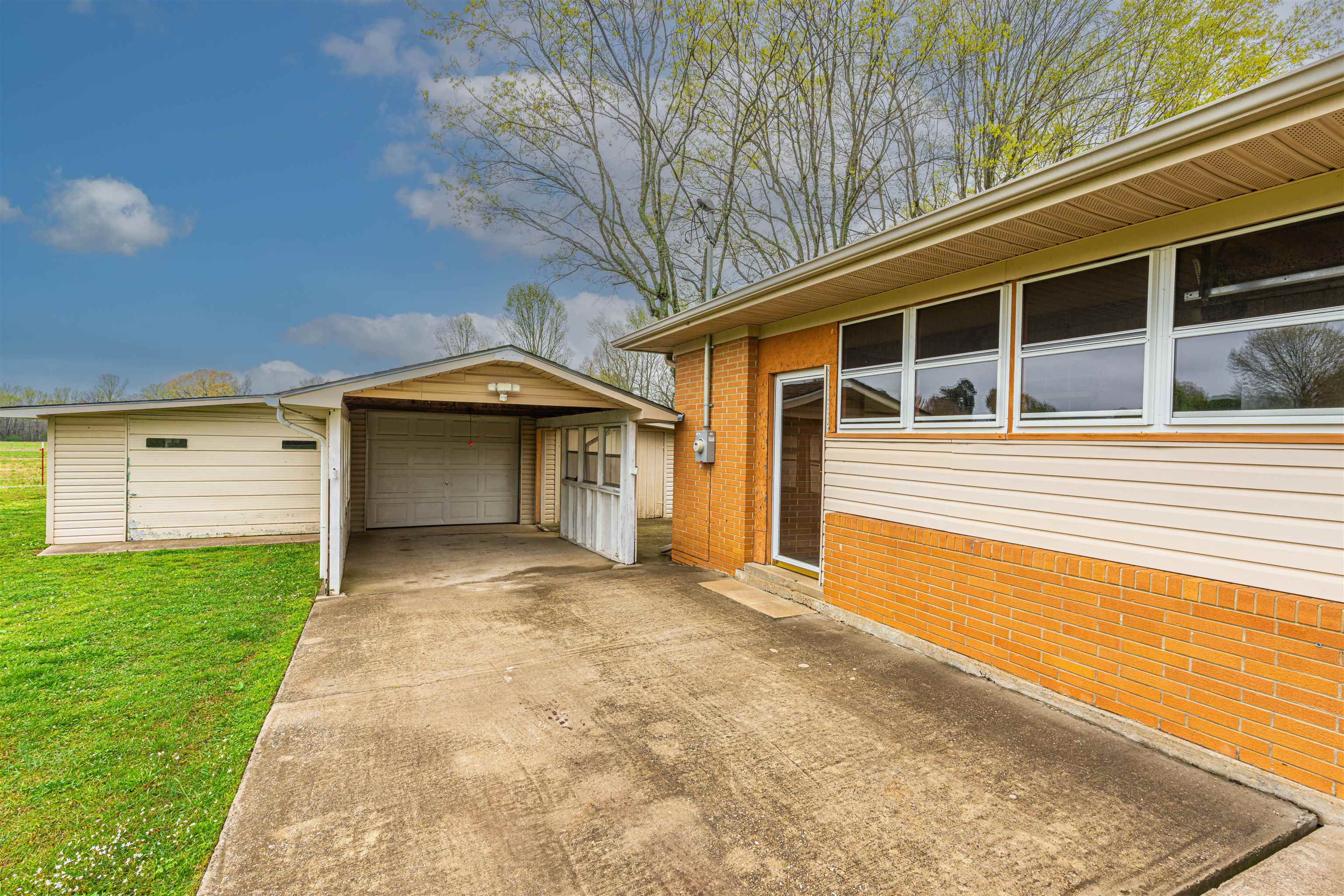 16205 Co Rd 33