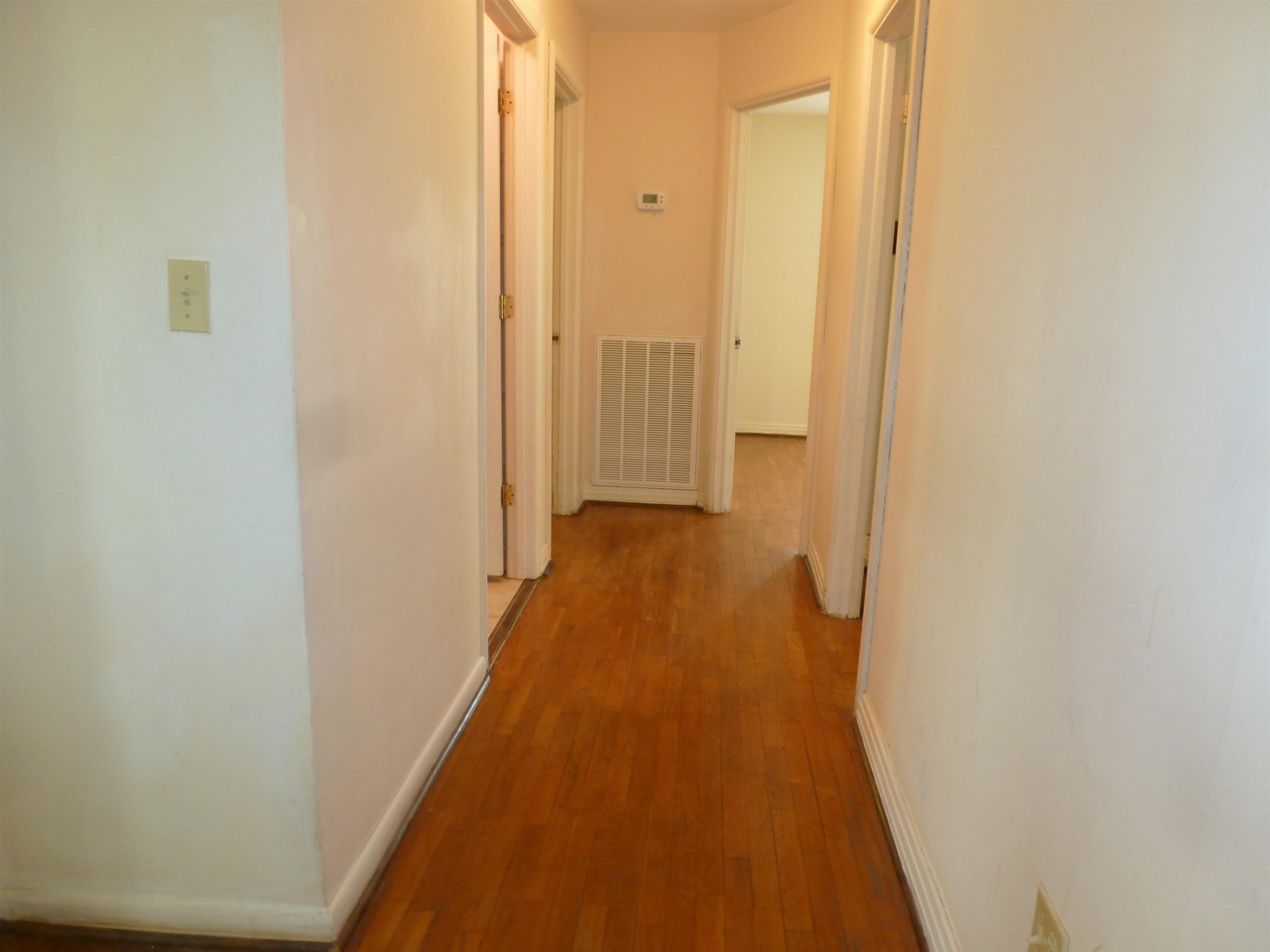 704 Grove Ave