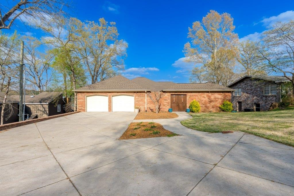 331 Carson Rd