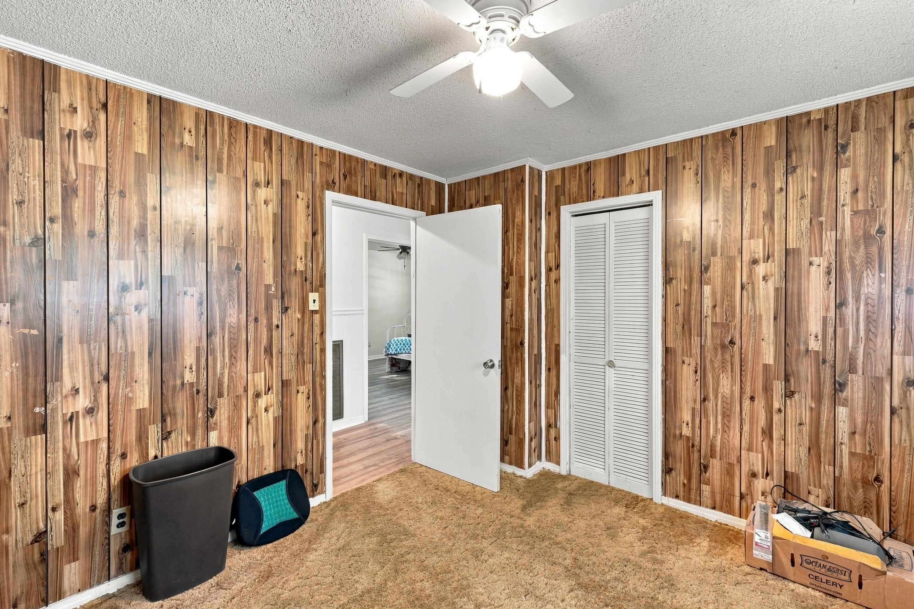 1015 Smokey Rd