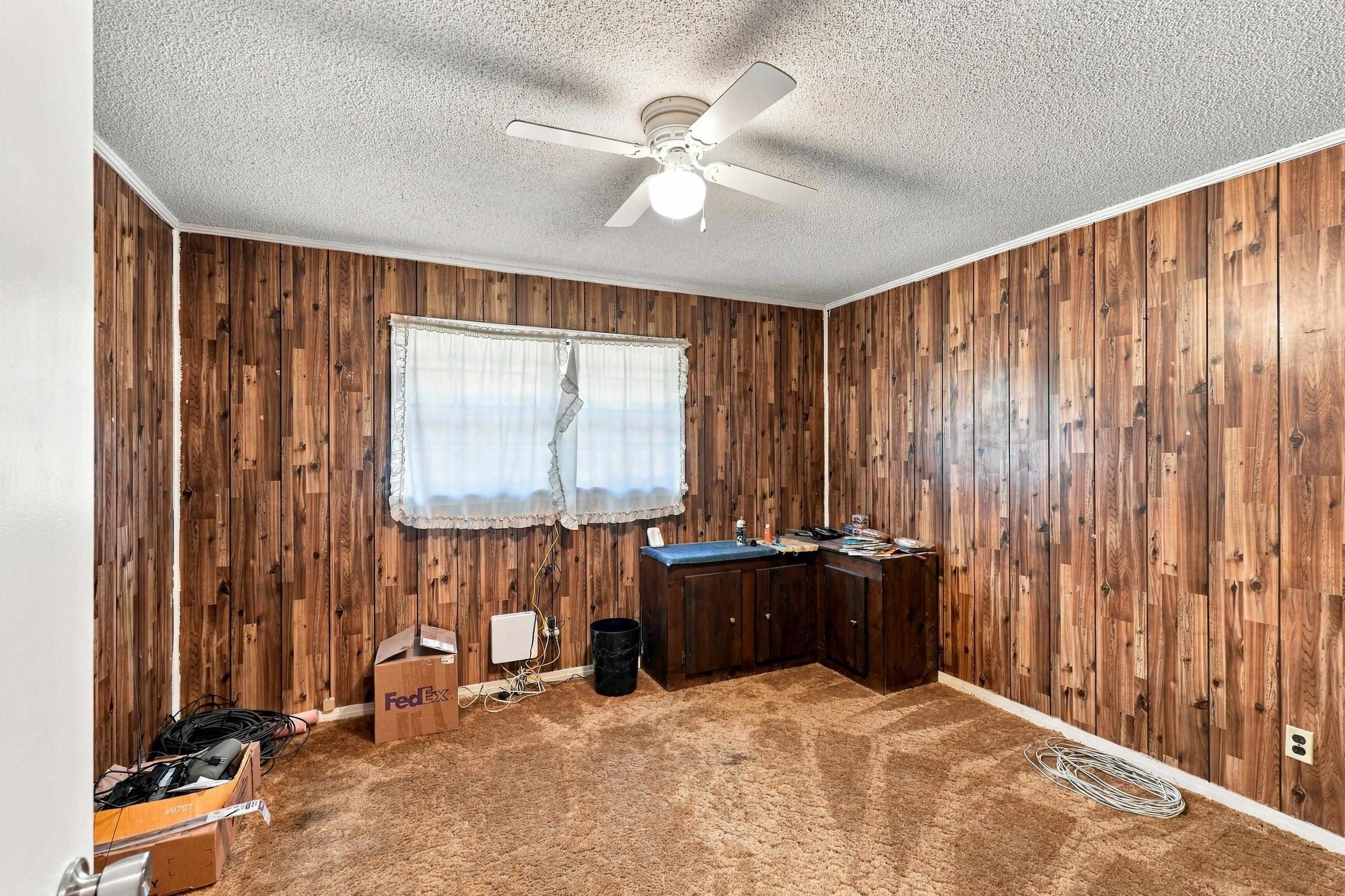 1015 Smokey Rd