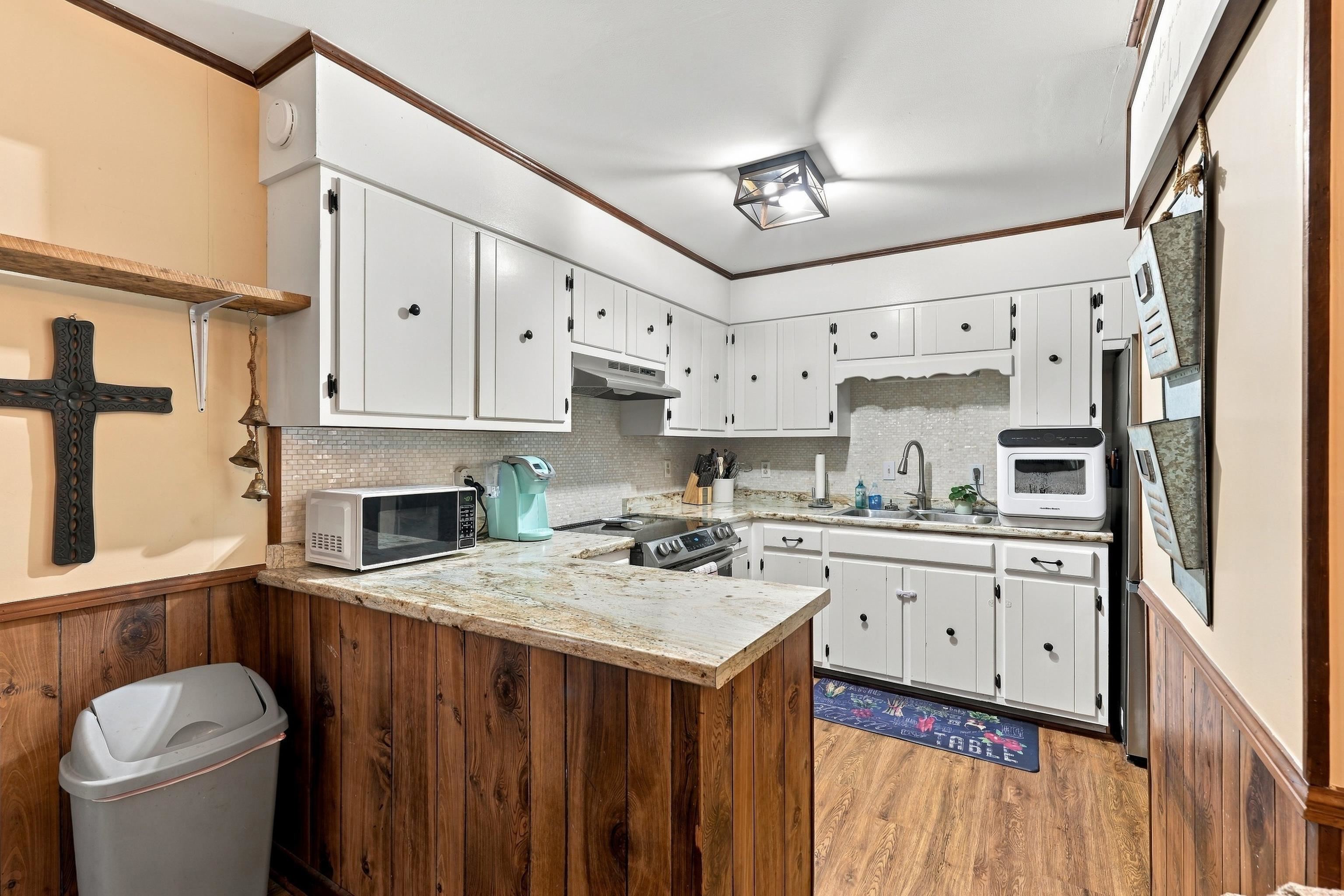 4240 Co Rd 5