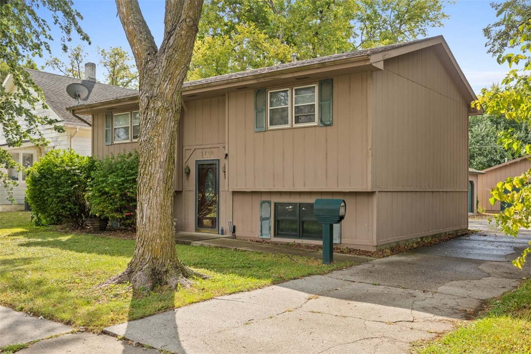 1719 5th Street