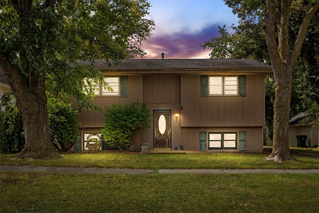 1719 5th Street