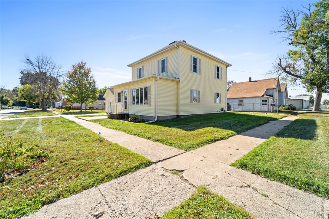 723 4th Street