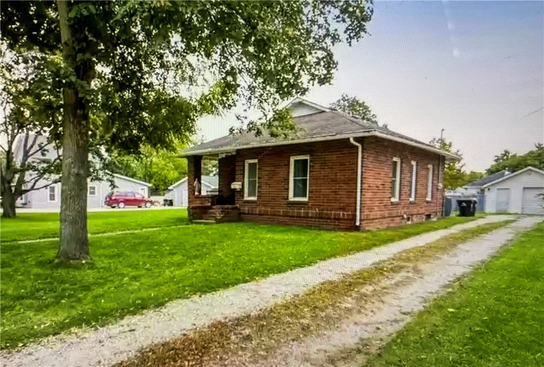 1627 Main Street