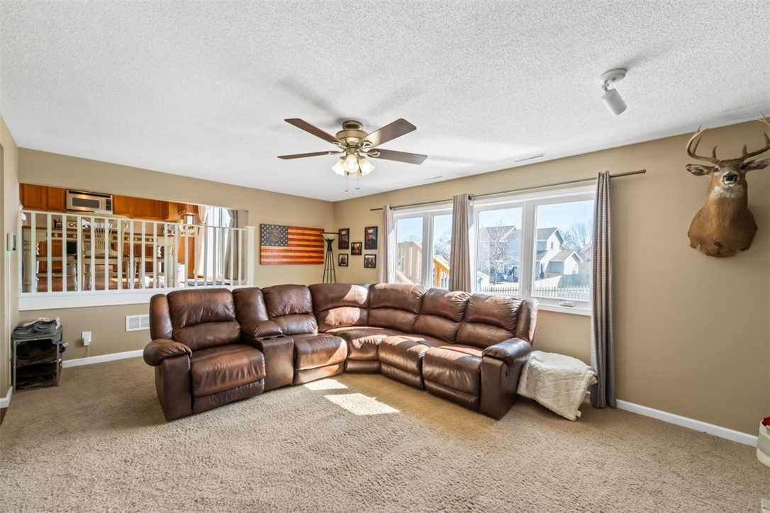 6900 Hickory Lane