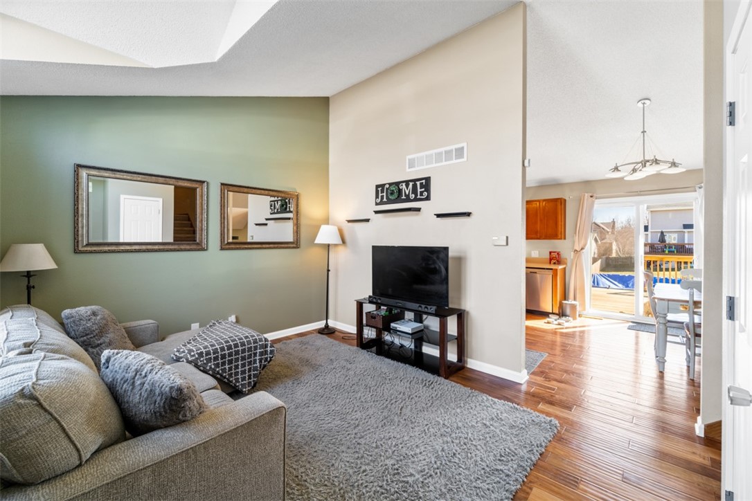 6900 Hickory Lane