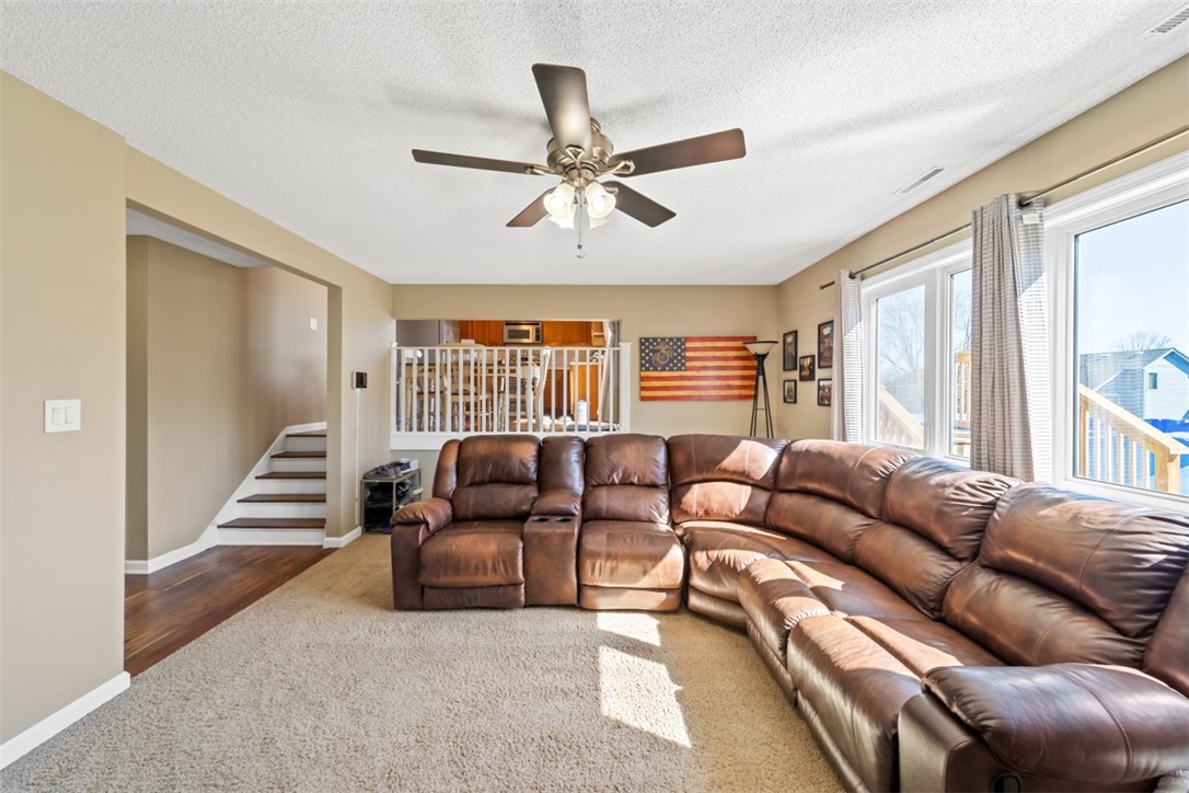 6900 Hickory Lane