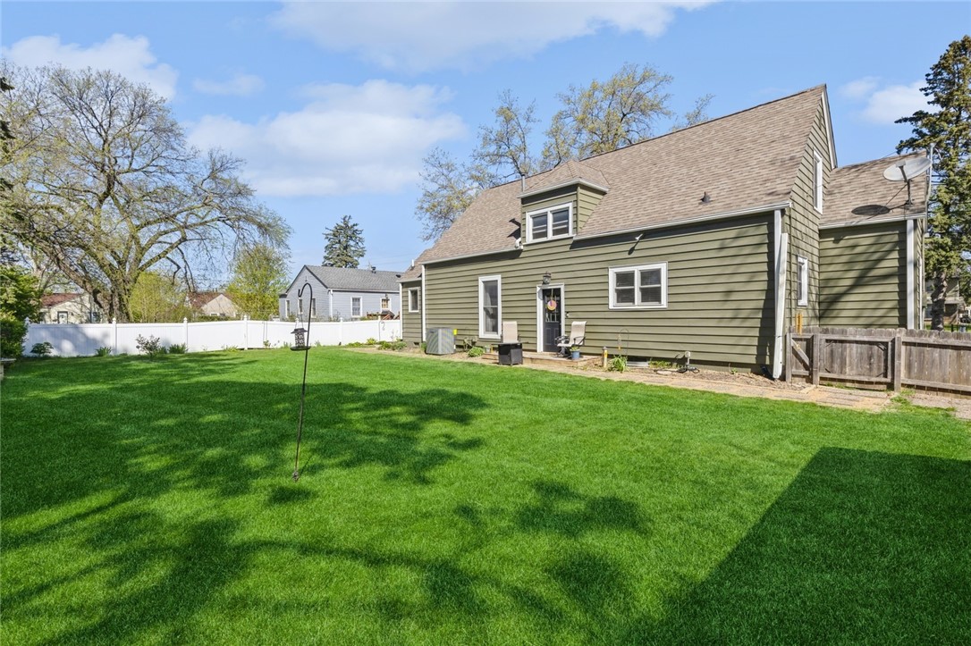 5404 Hickman Road