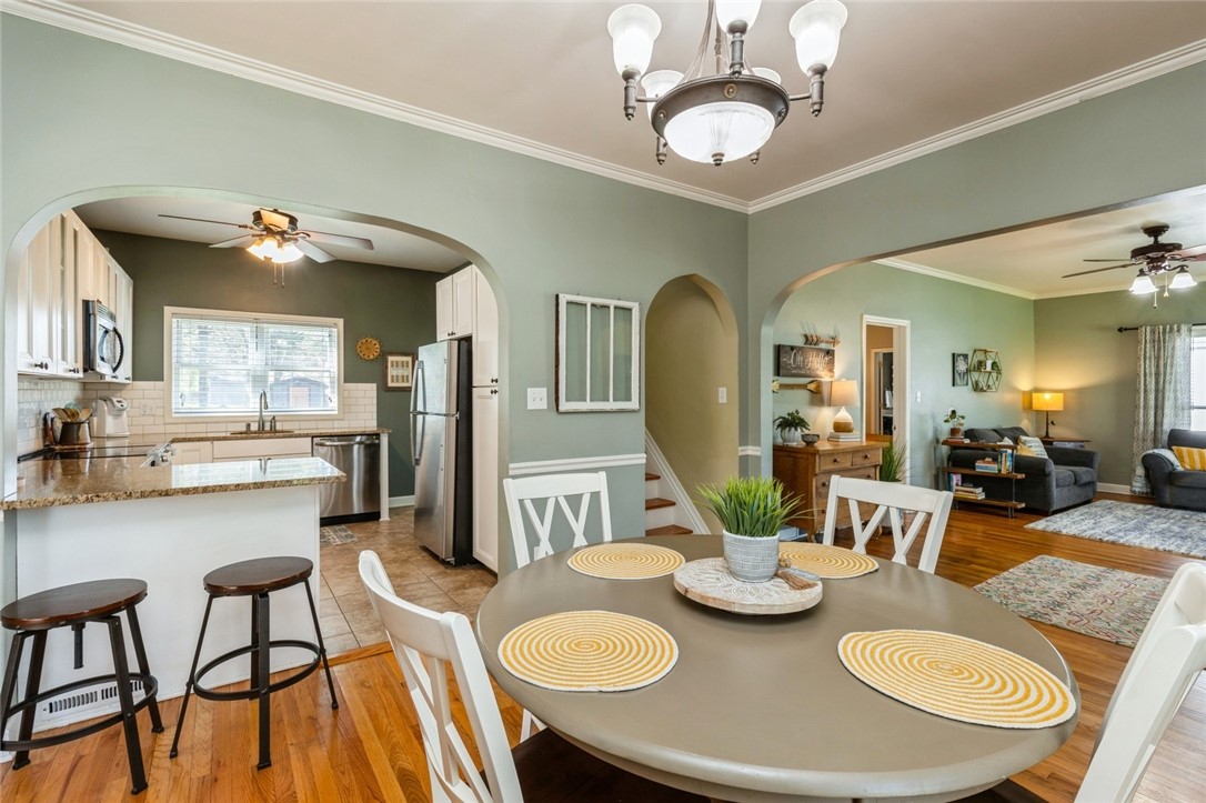5404 Hickman Road