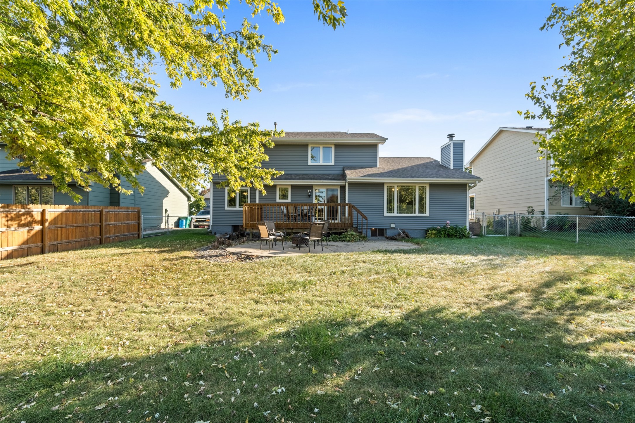302 NE Mandy Lane