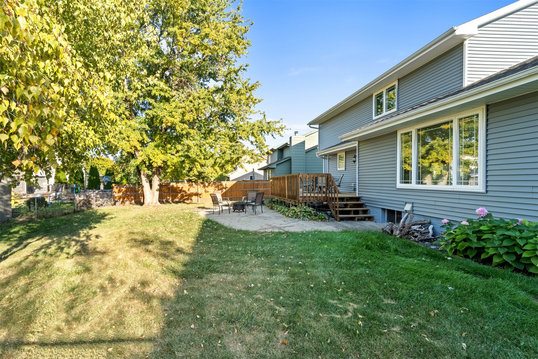 302 NE Mandy Lane