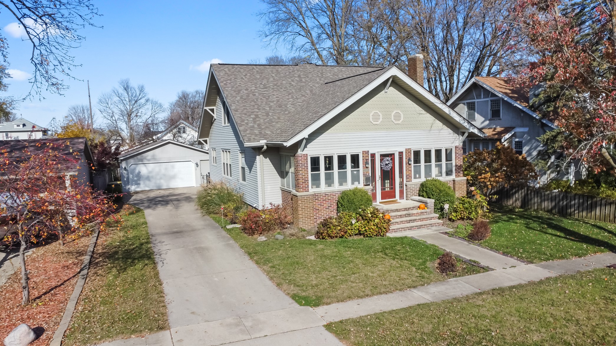 119 E Buchanan Street