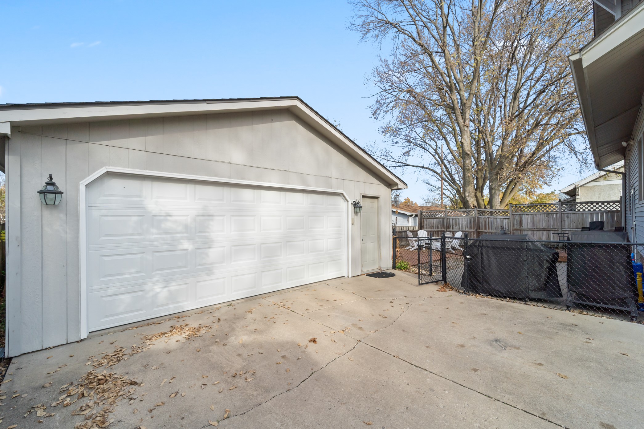 119 E Buchanan Street
