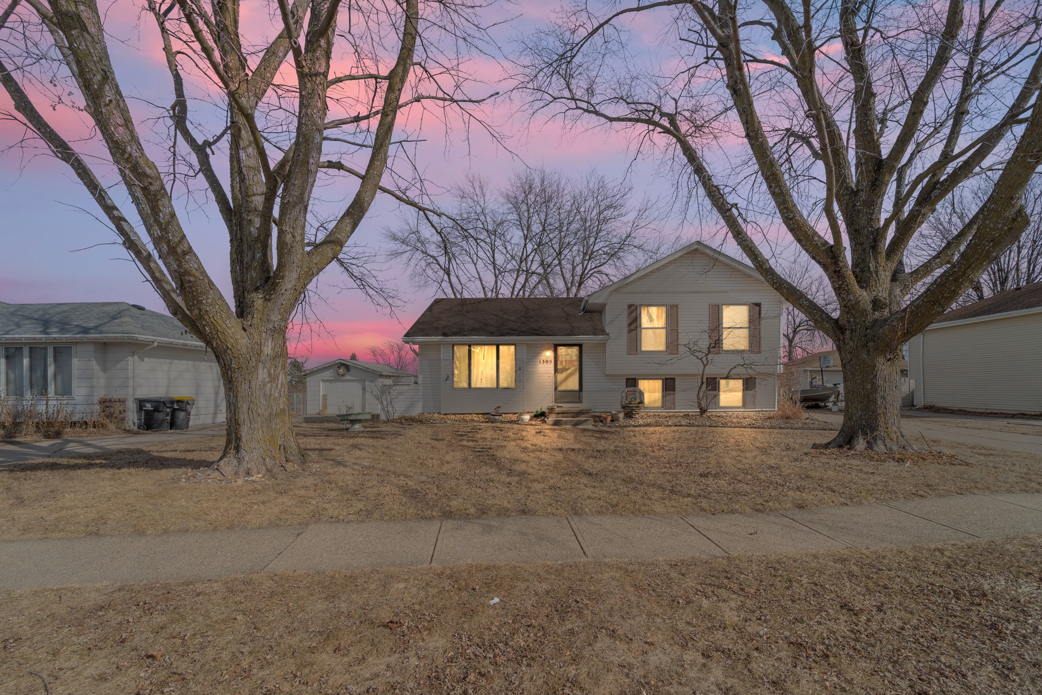 1305 S 14th Street