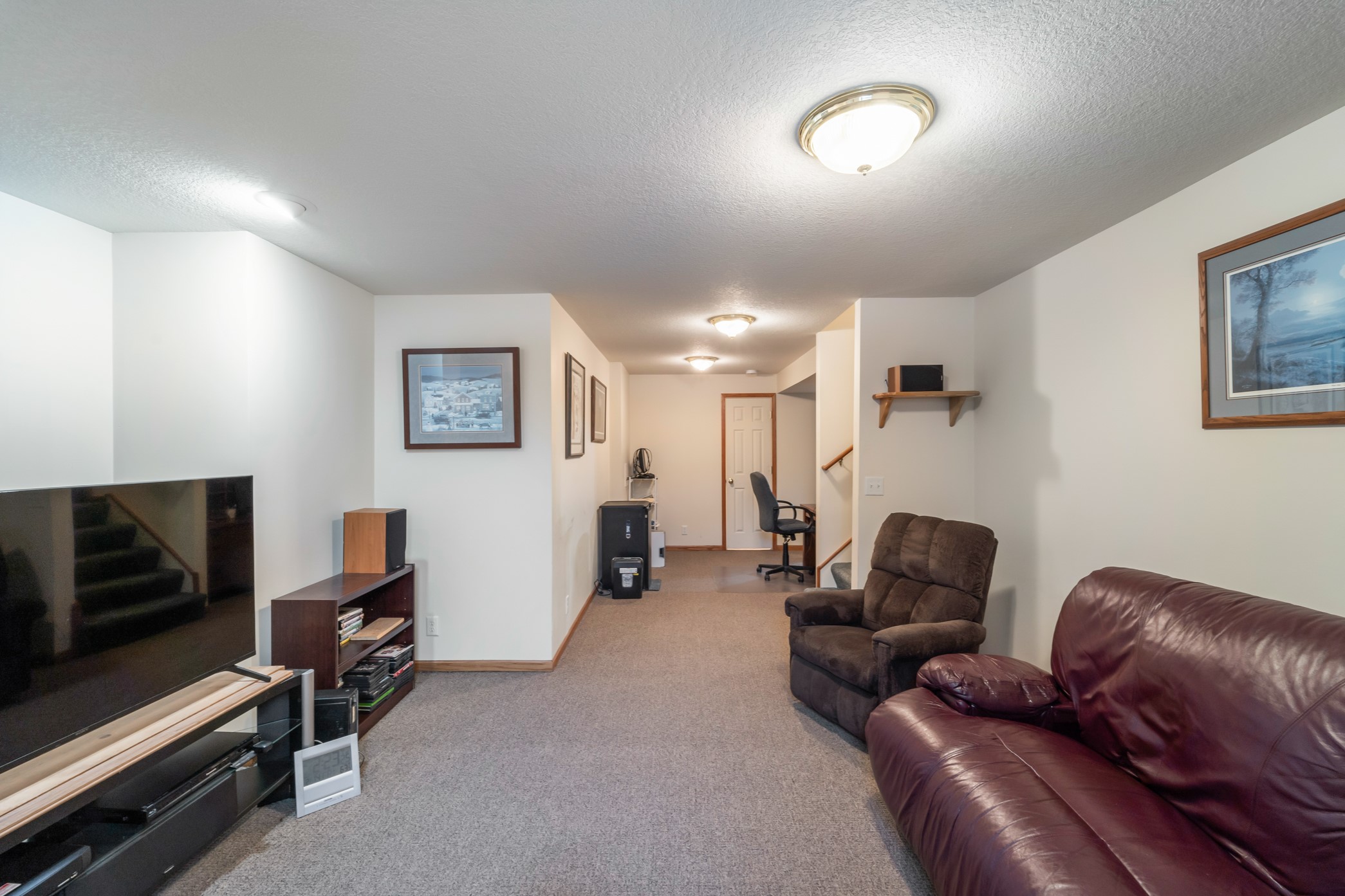 9411 Goodman Circle