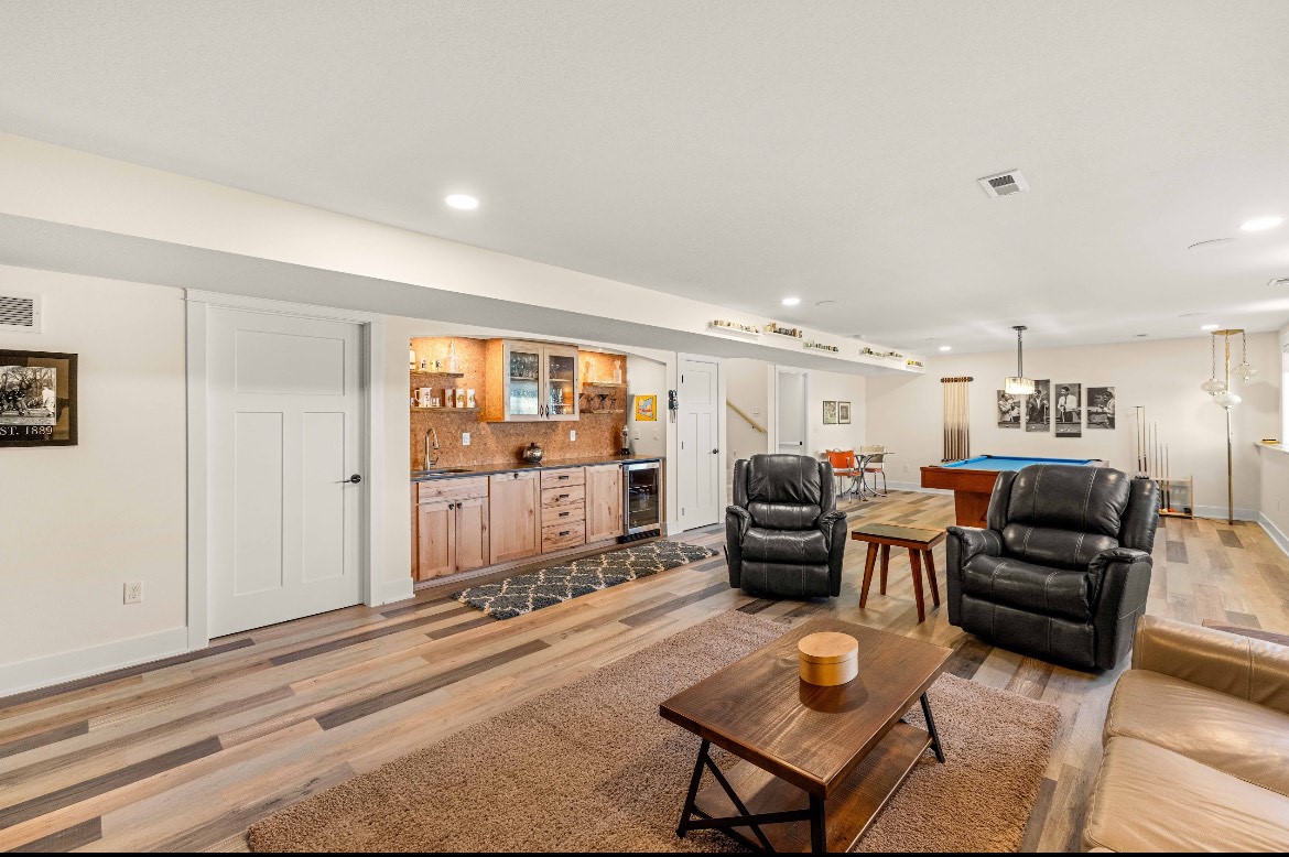416 Meadow Road