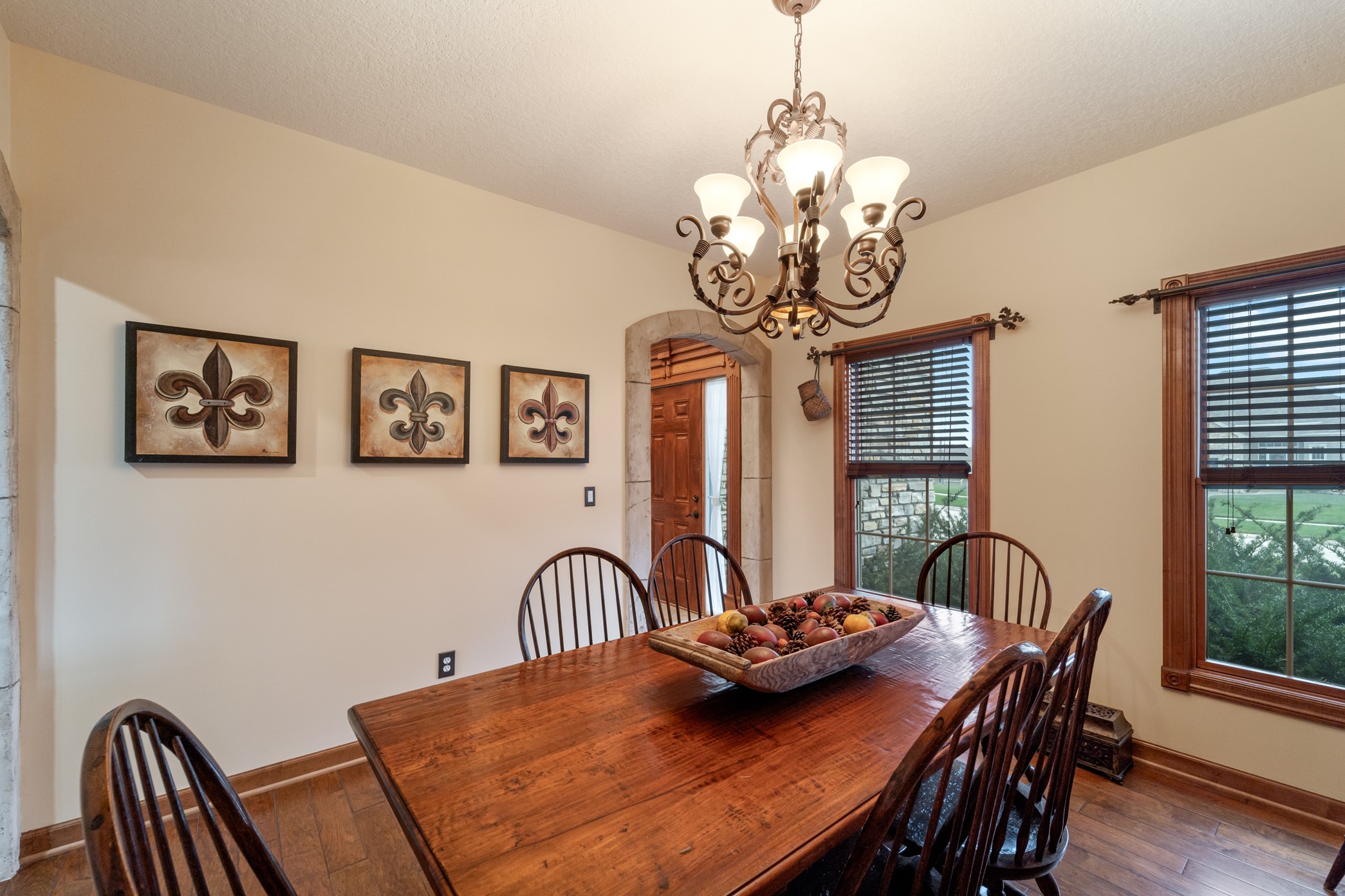 1738 Everwood Court SW