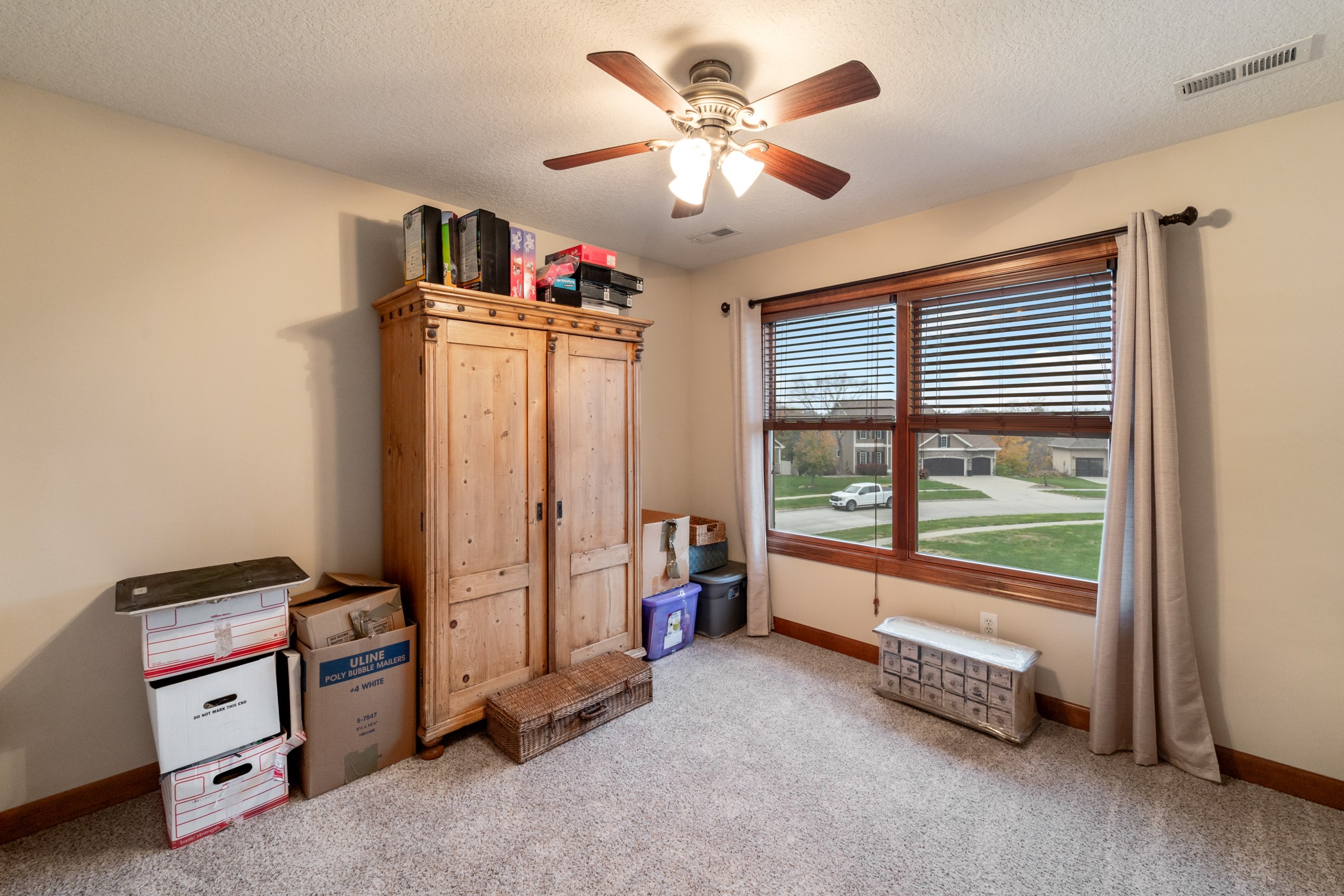 1738 Everwood Court SW