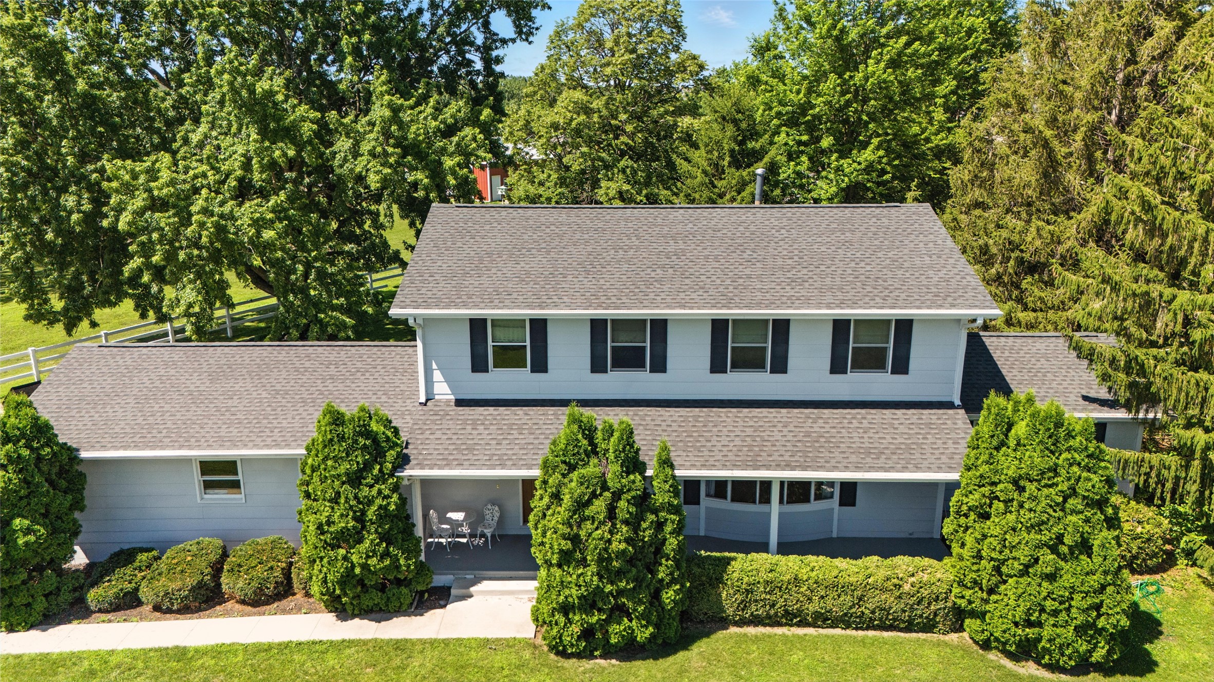 1404 Nile Kinnick Drive S