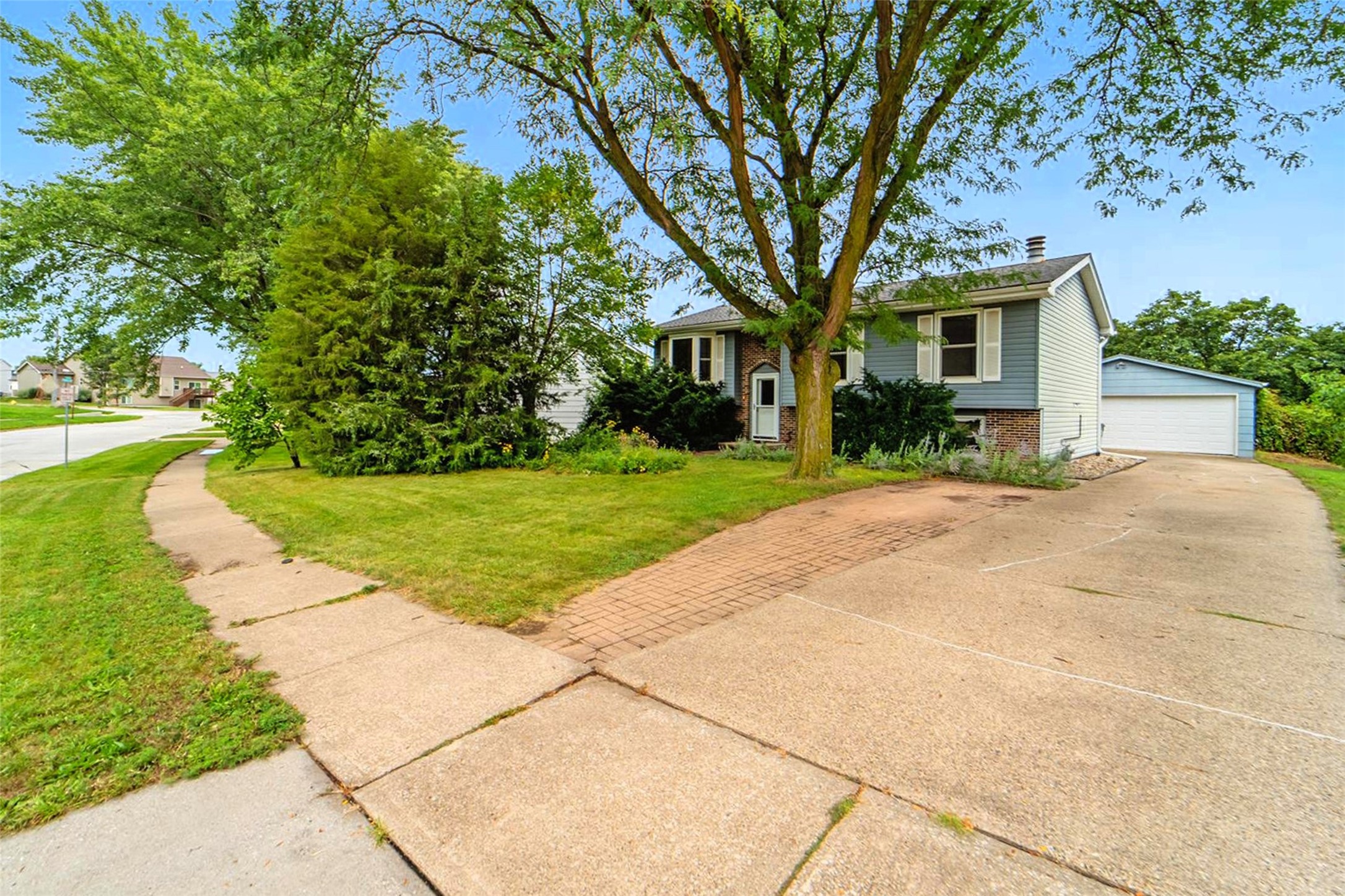 1213 S 14th Street