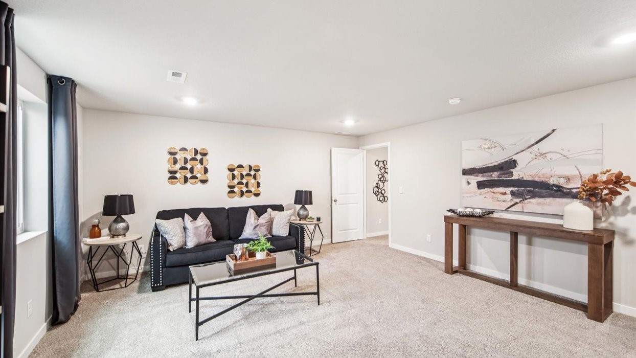 494 Kinley Drive