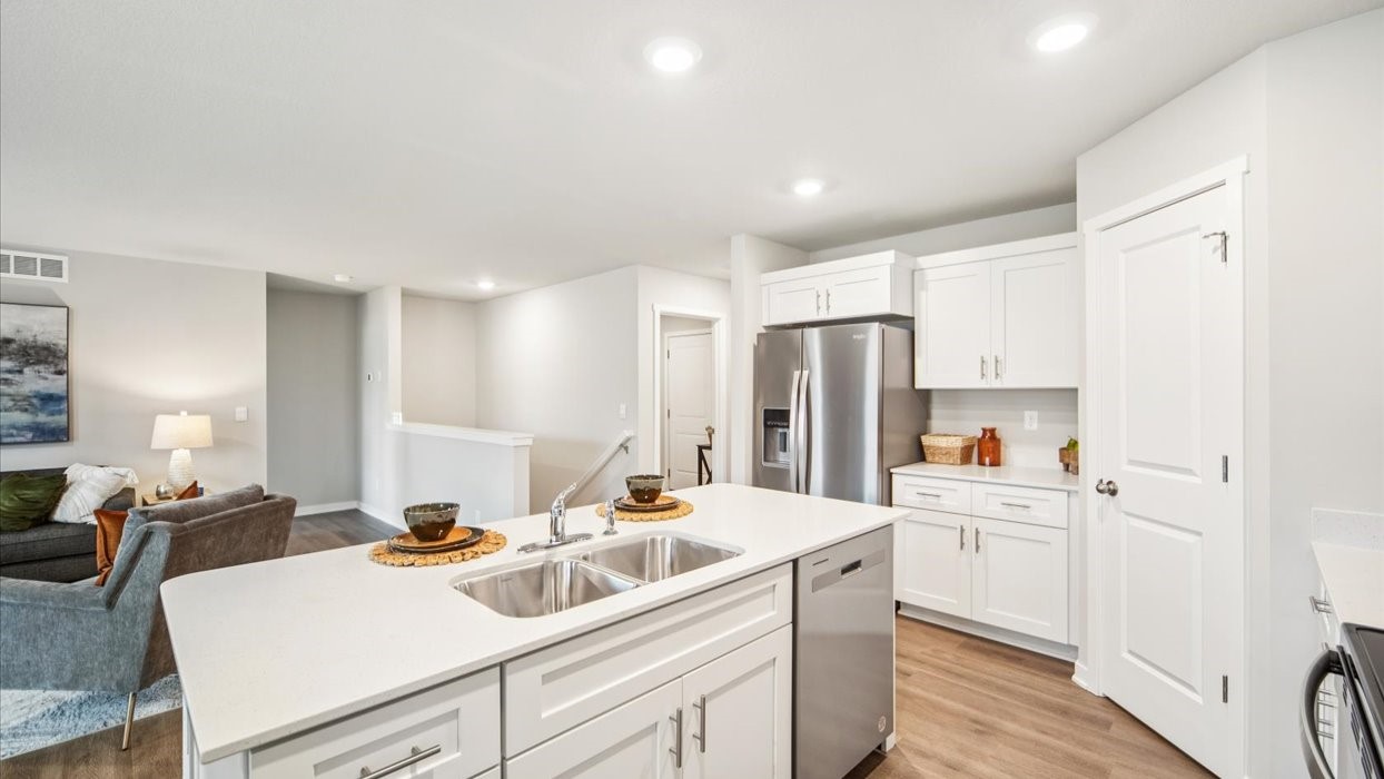 494 Kinley Drive