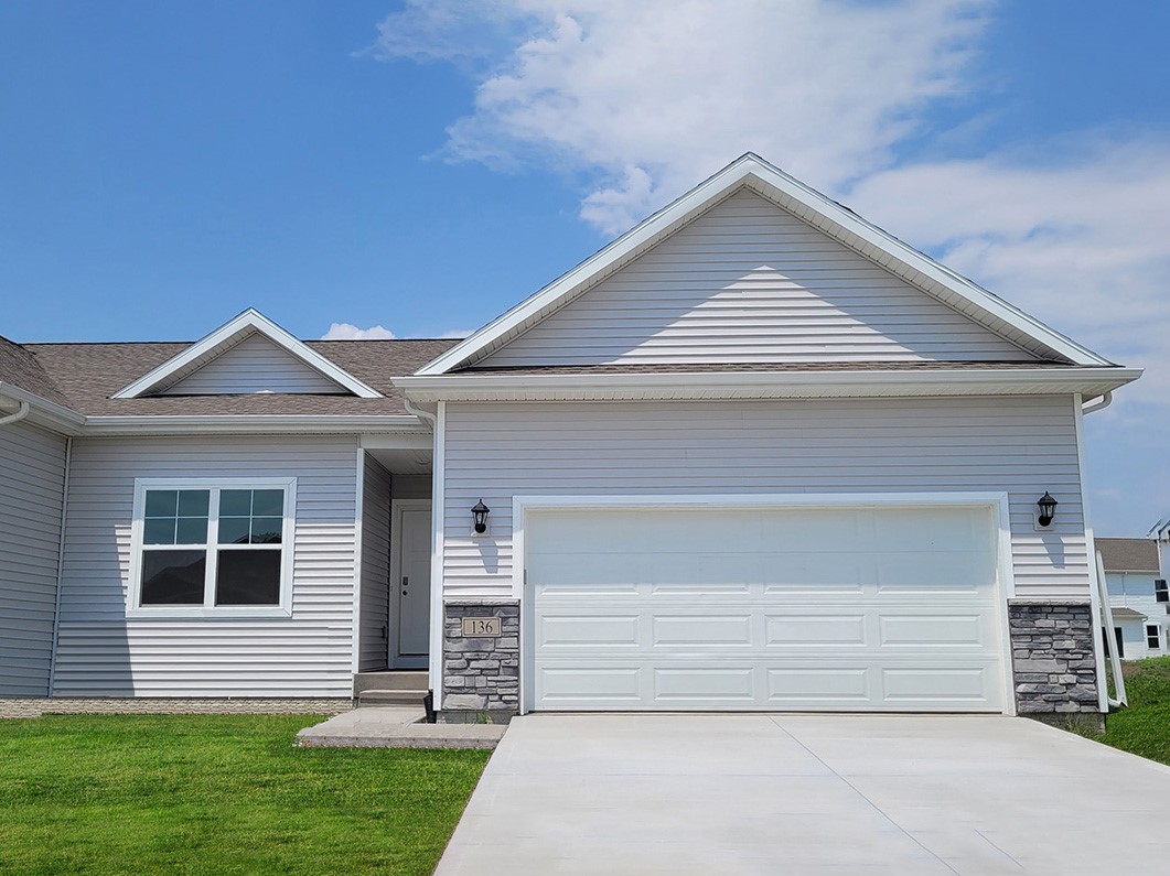 494 Kinley Drive