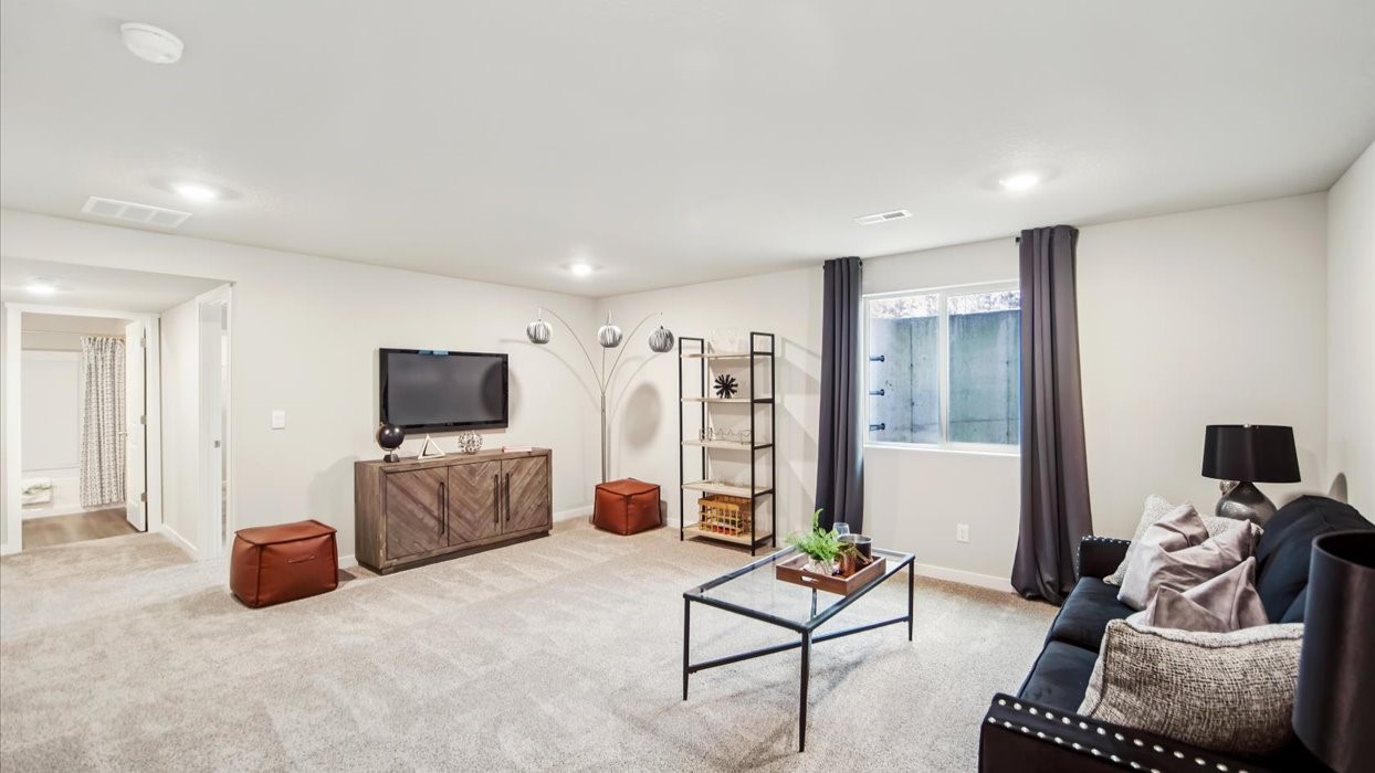 494 Kinley Drive