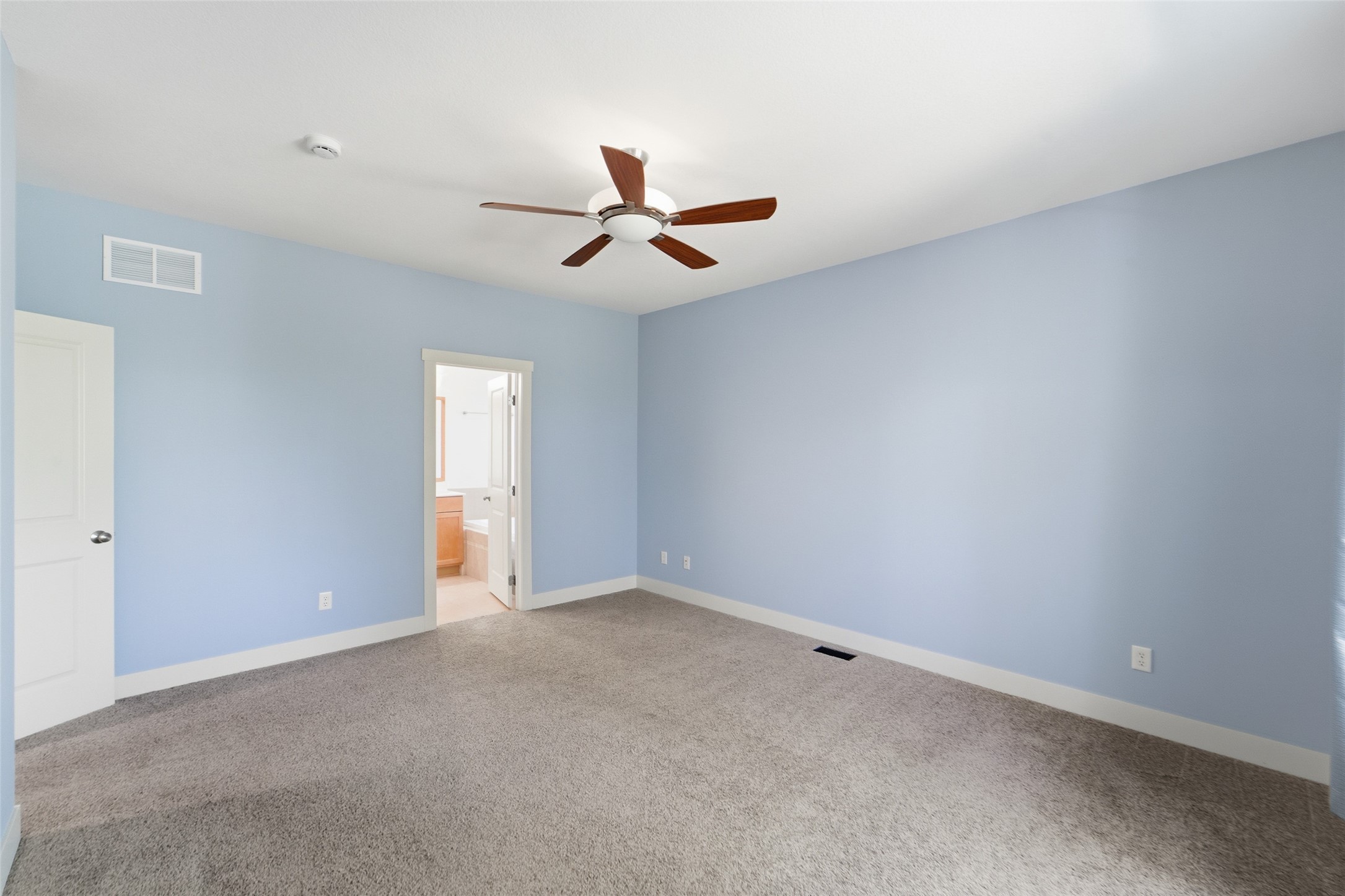 820 Greenwood Hills Drive