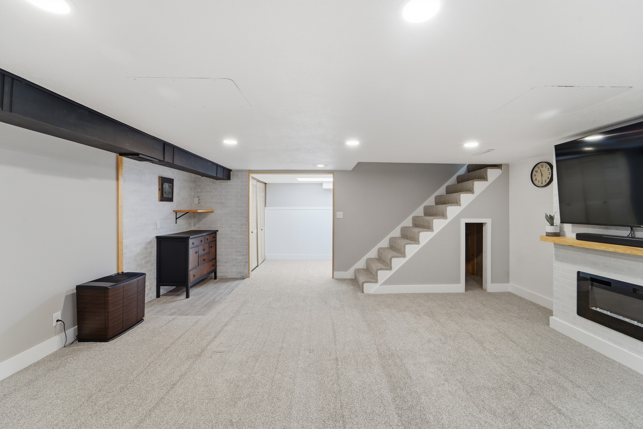 813 NW Greenwood Street 31