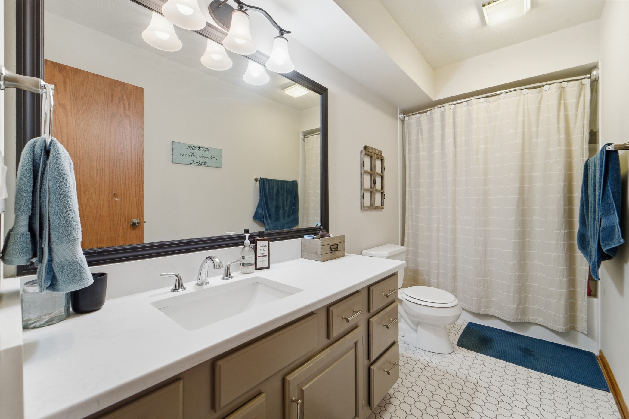 5612 Cody Drive