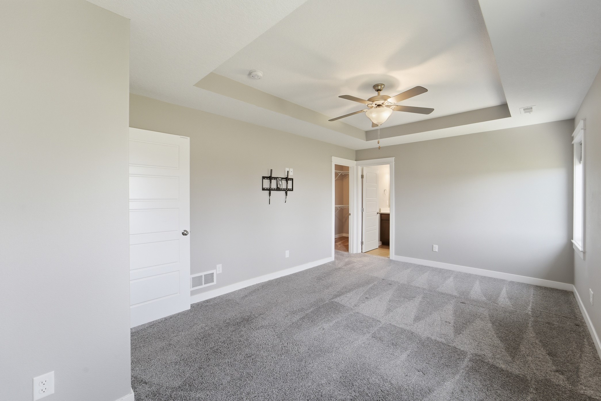 1409 Evans View Drive