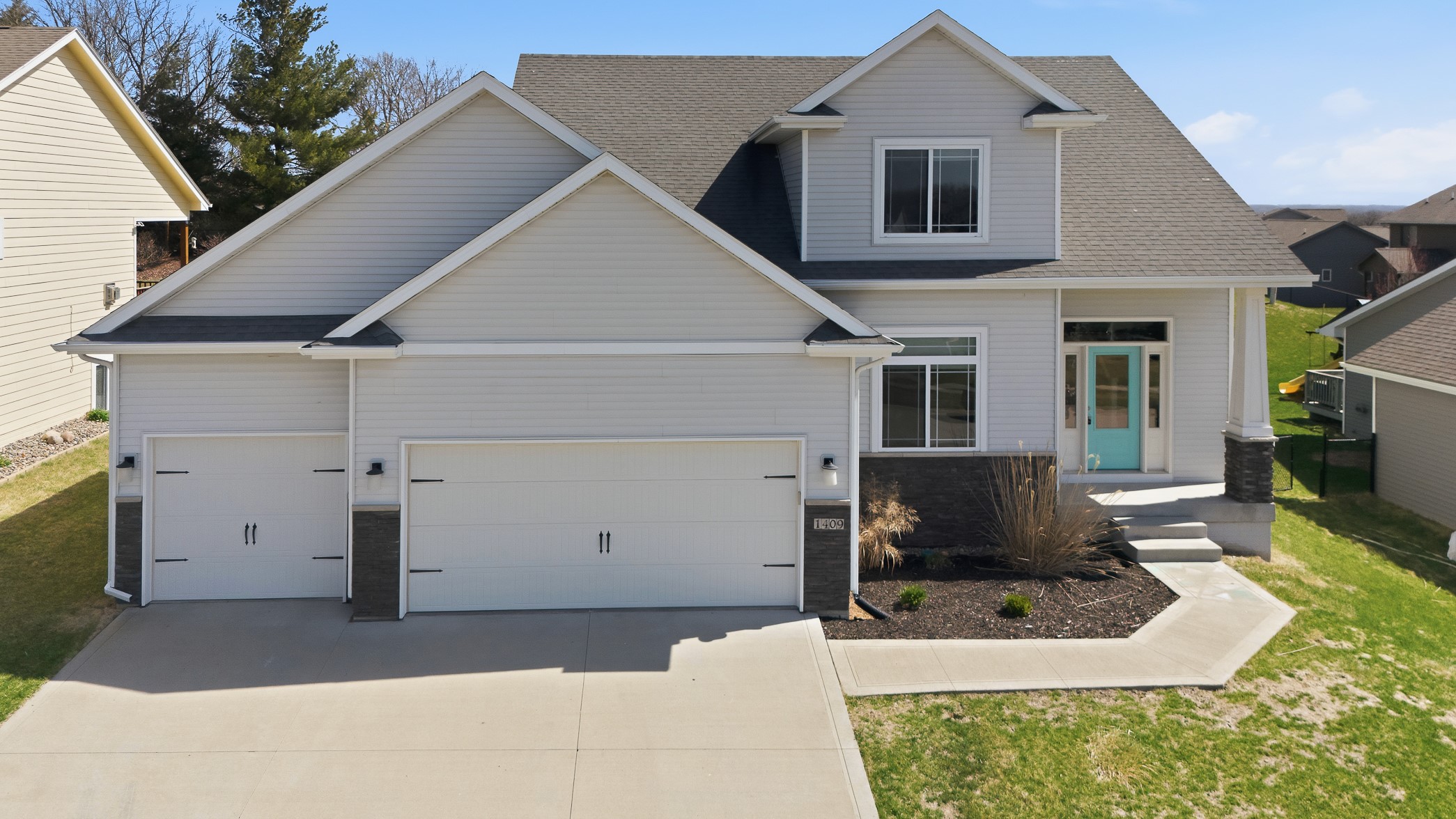 1409 Evans View Drive