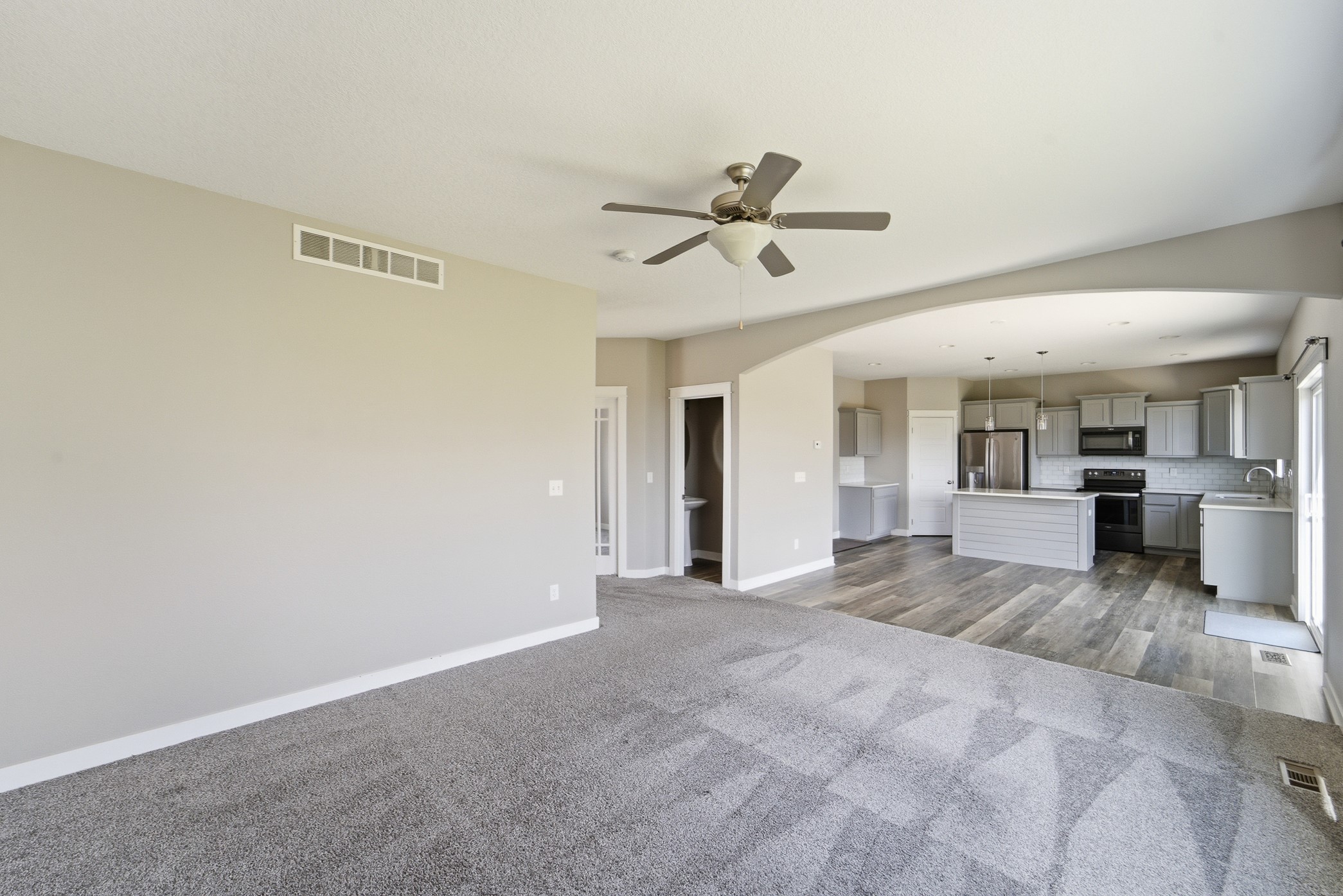 1409 Evans View Drive