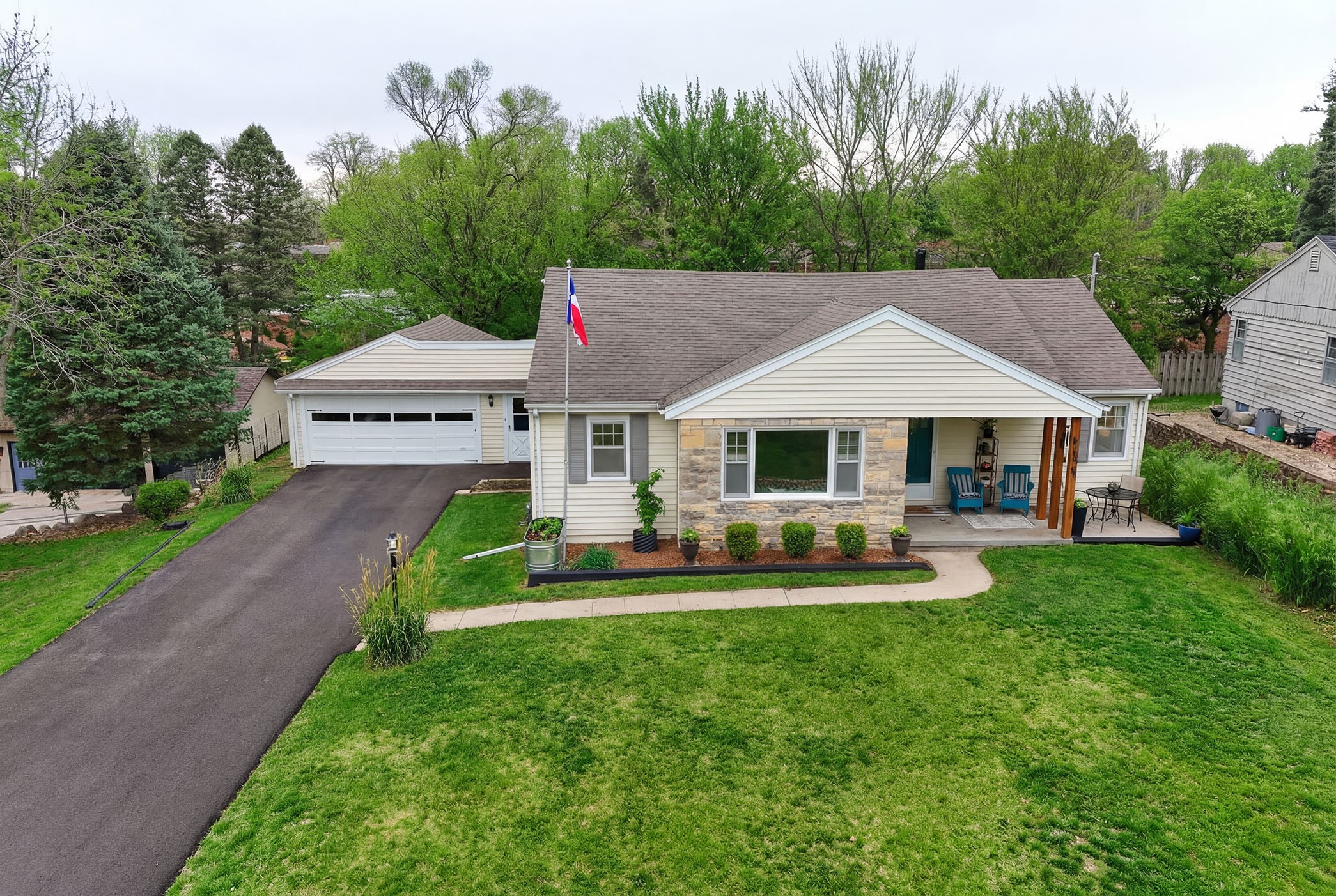 6635 Sunset Terrace