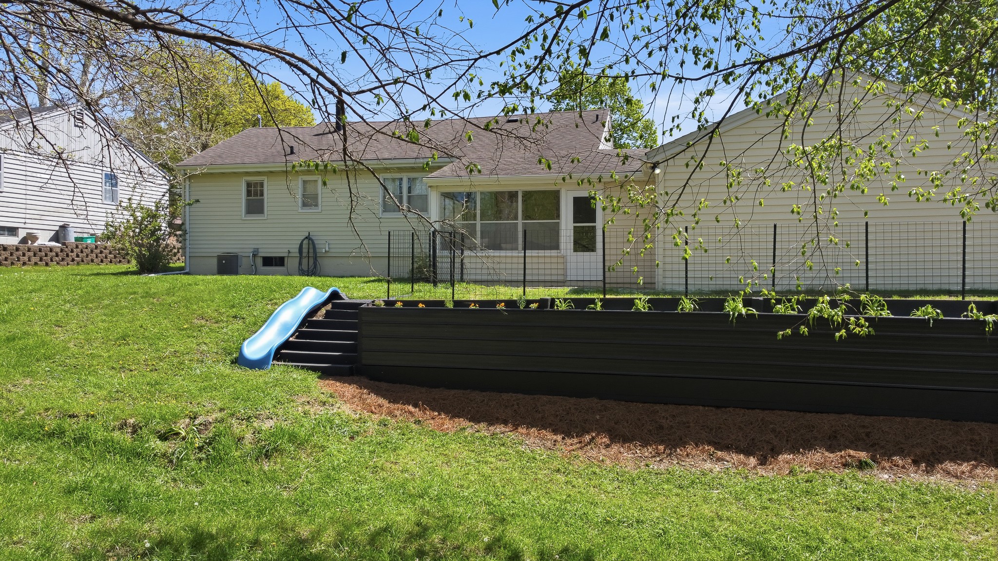 6635 Sunset Terrace