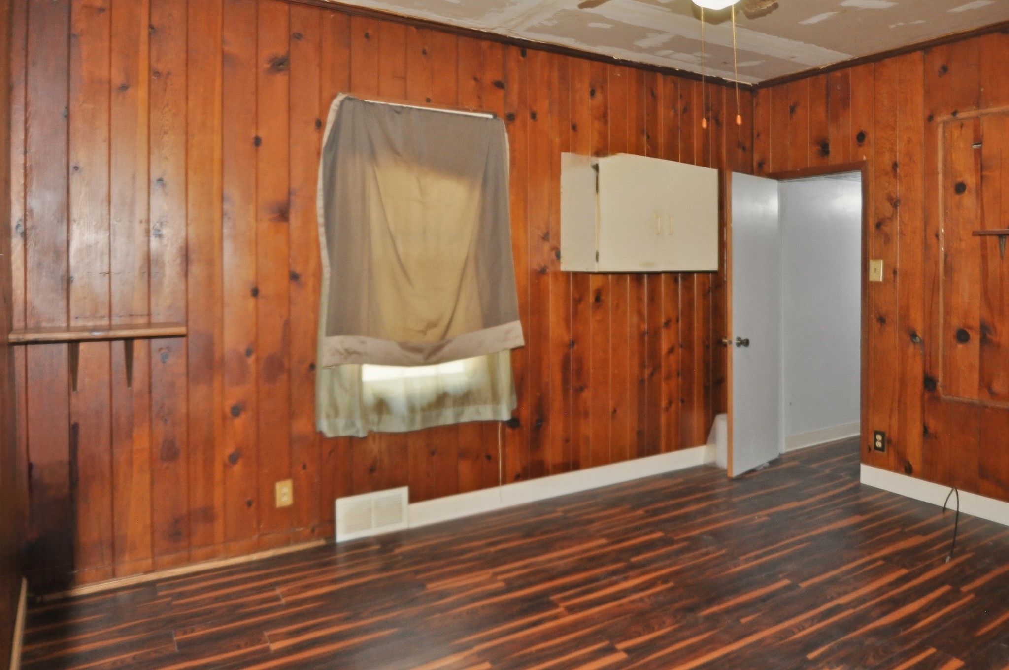 2401 Maple Street