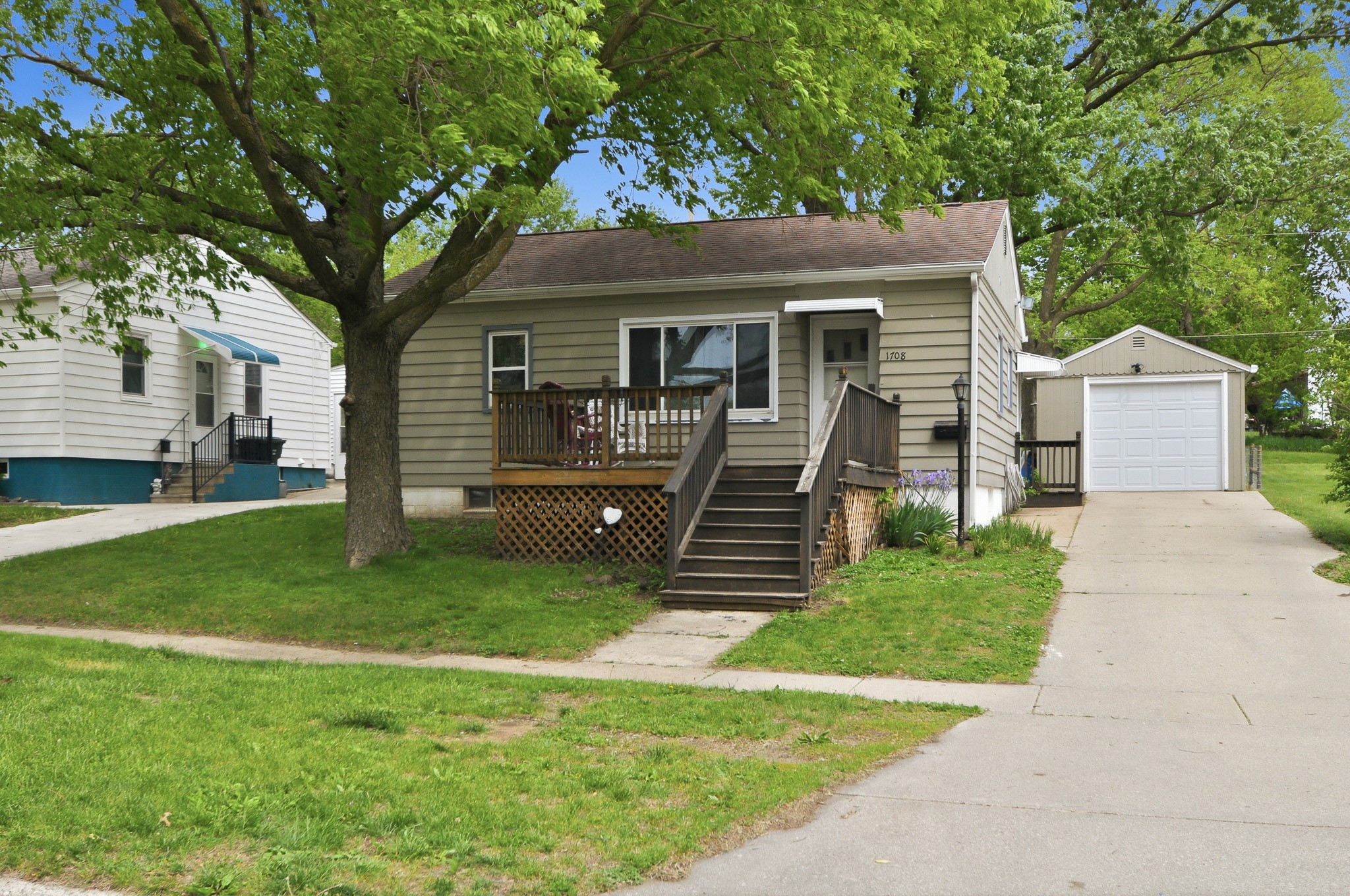 1708 W 3rd Street