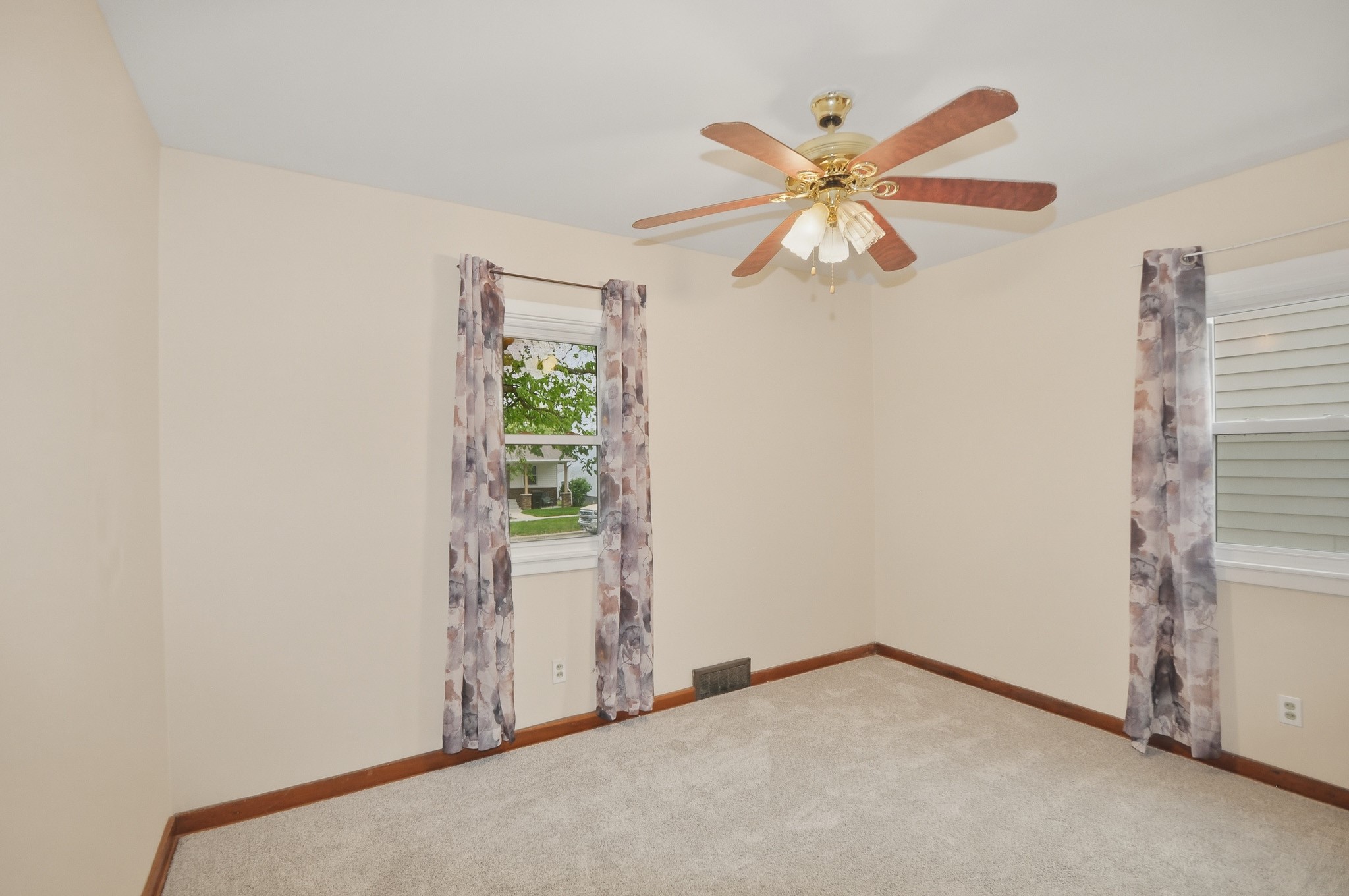 1708 W 3rd Street