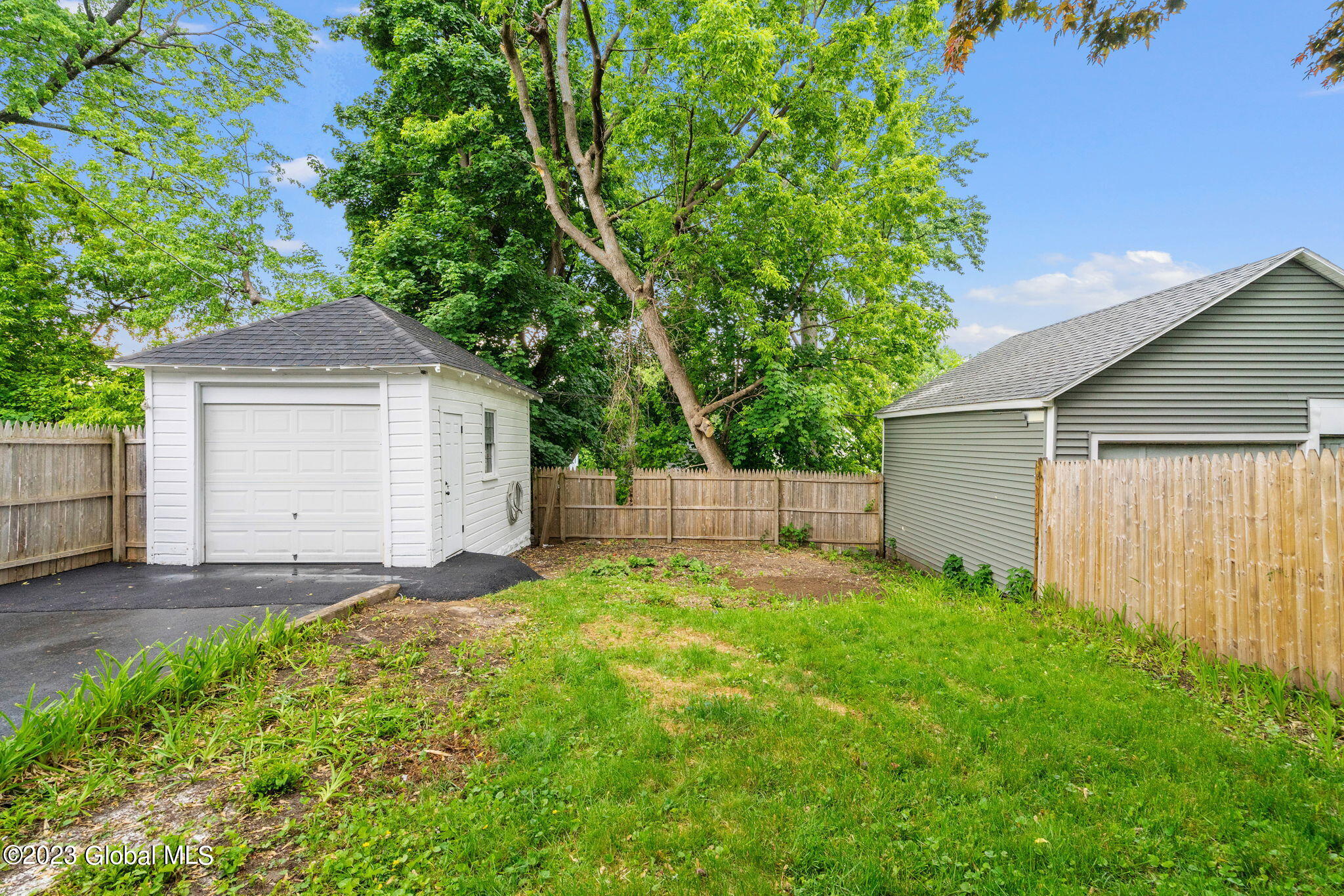 523 N Brandywine Avenue