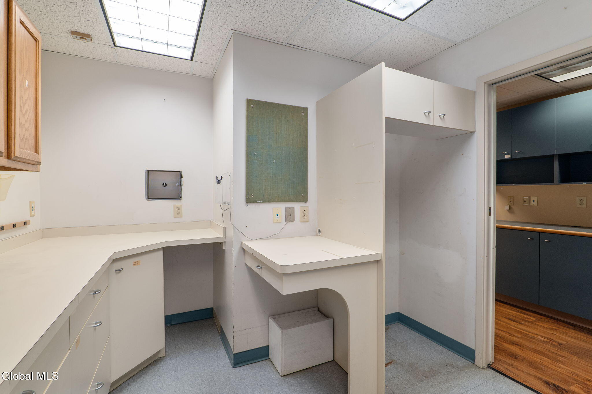 1201 Nott Street, Suite 102