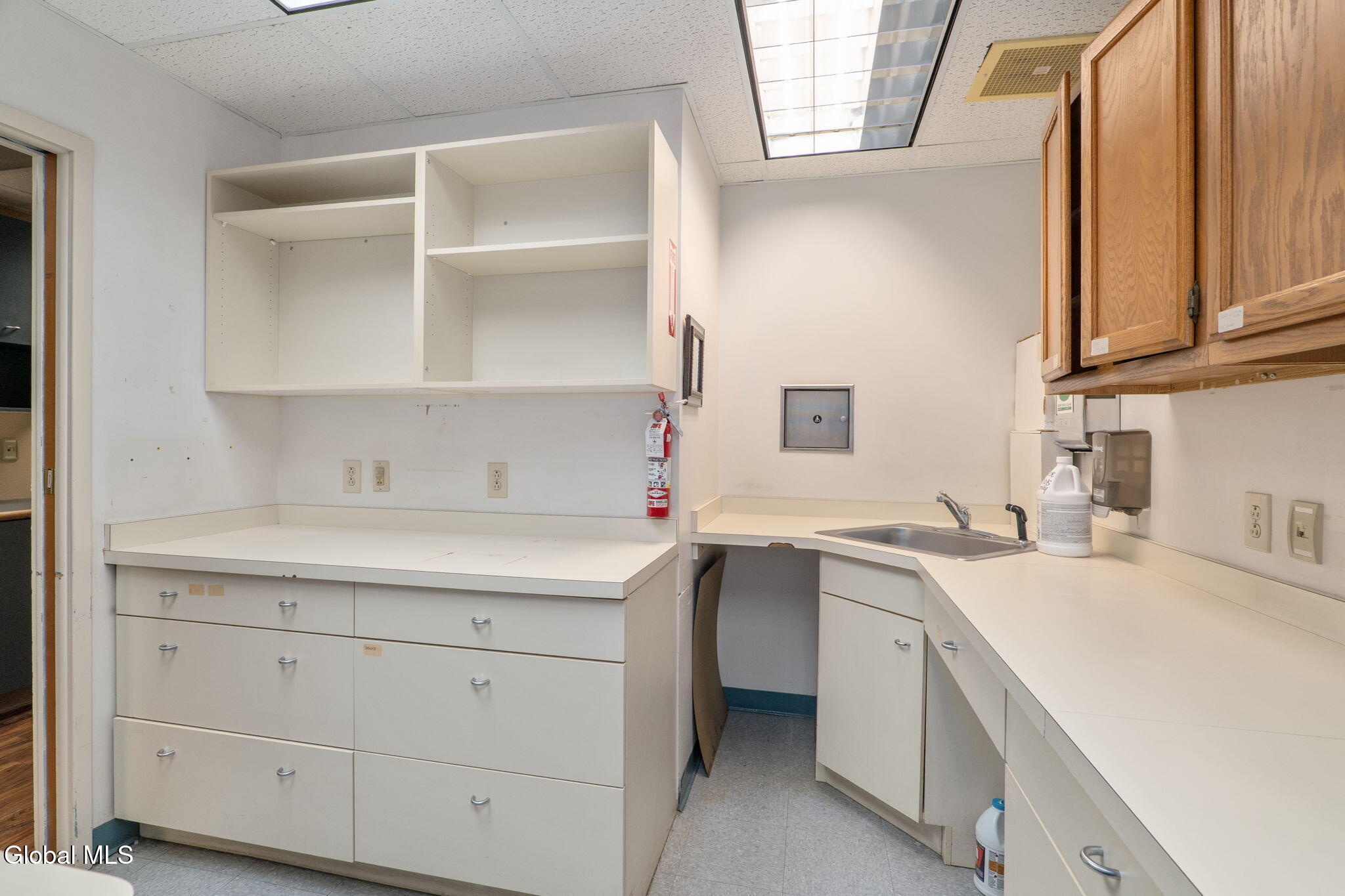 1201 Nott Street, Suite 102