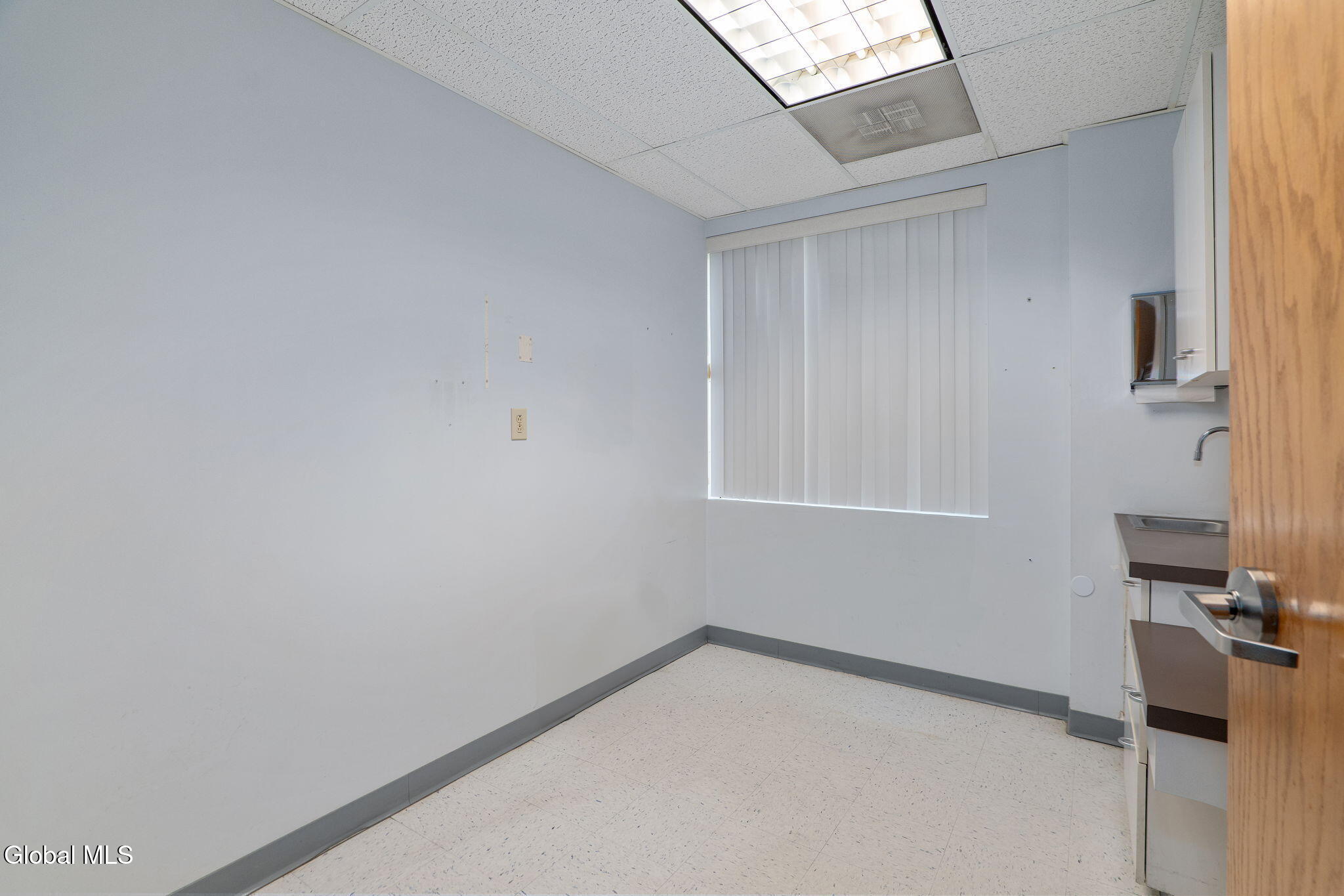 1201 Nott Street, Suite 102
