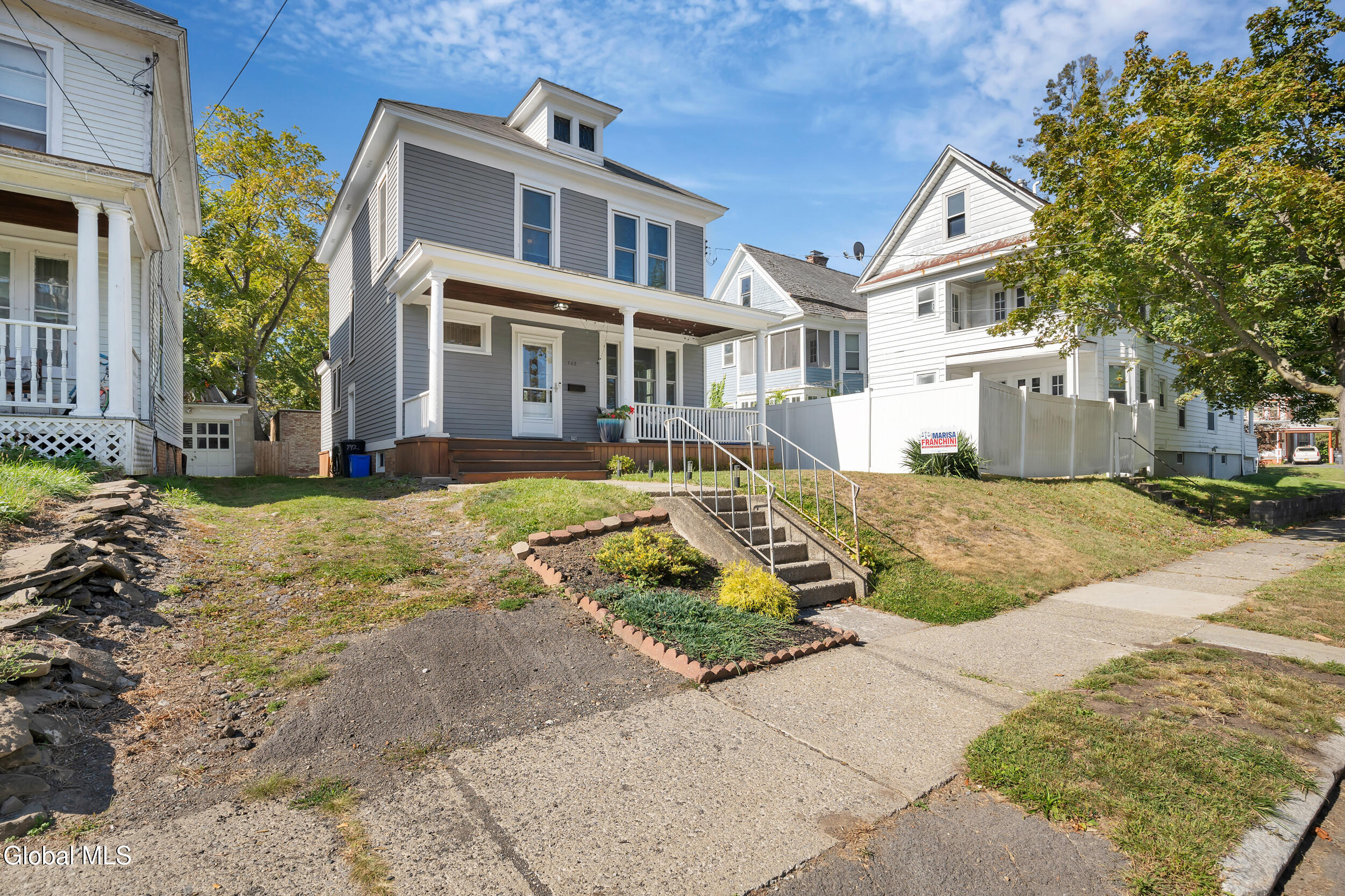 742 Morris Street