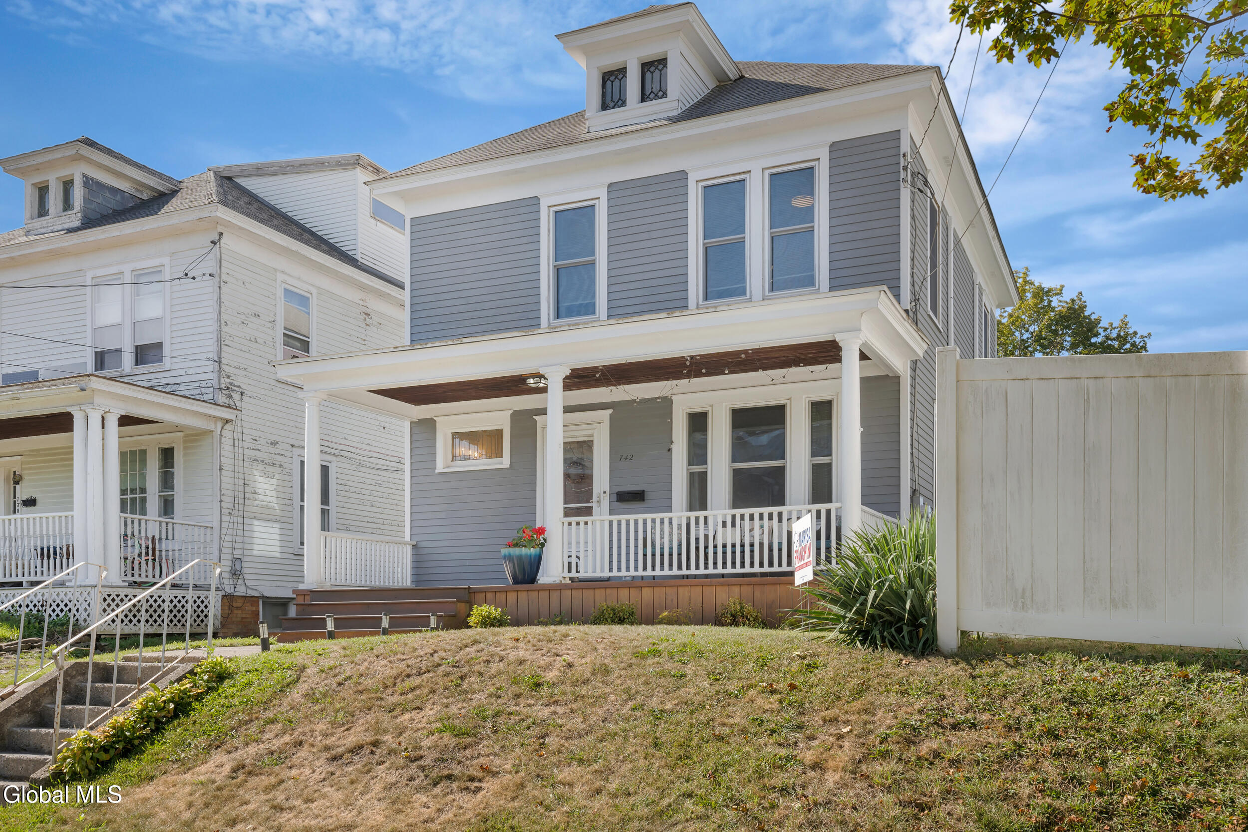 742 Morris Street
