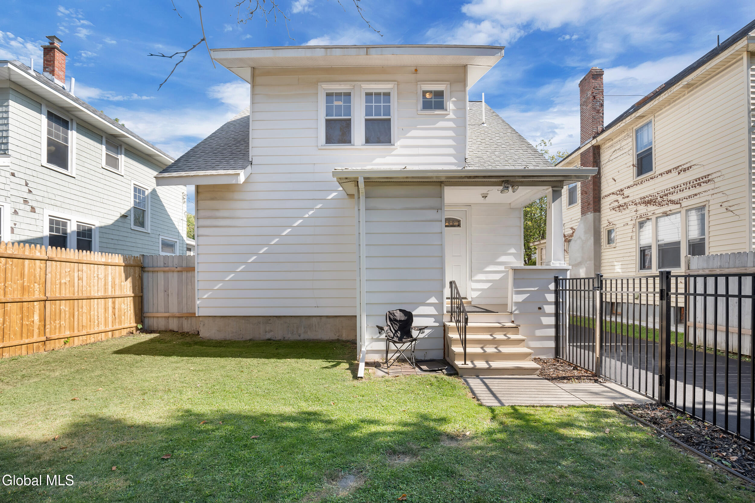 184 Benson Street